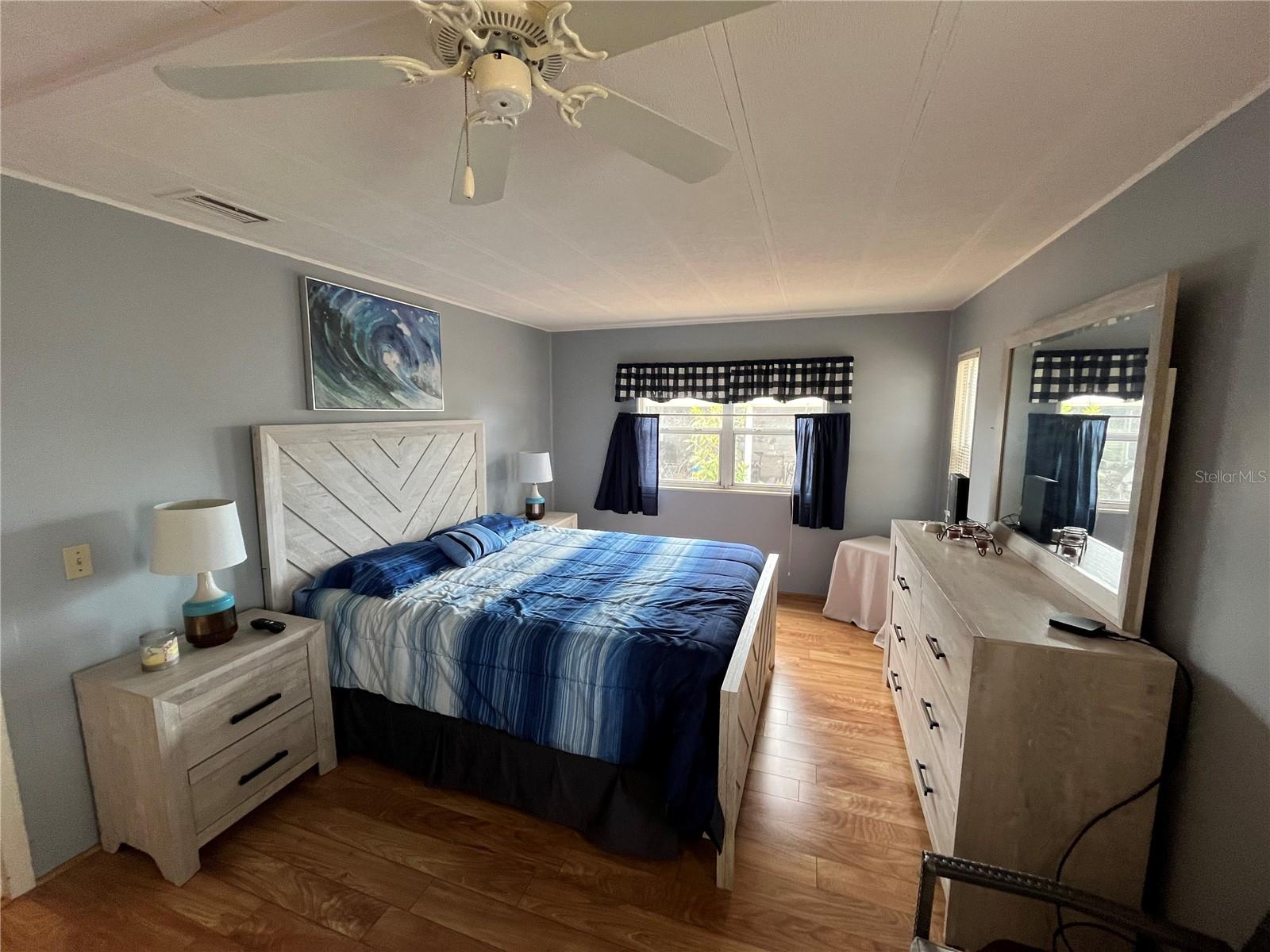 VENICE ISLE - Residential