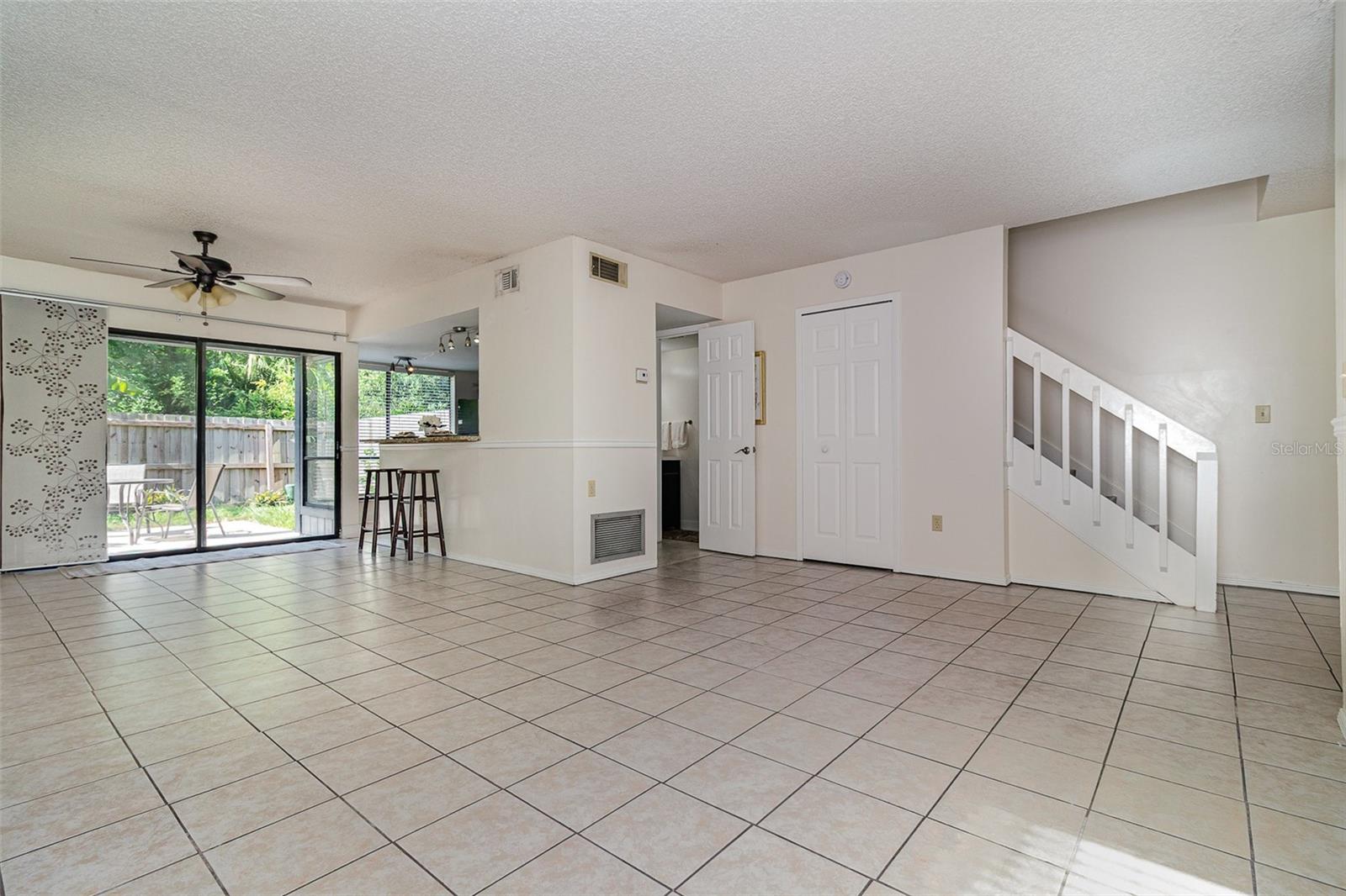 PARK LAKE WOODS CONDO - Residential