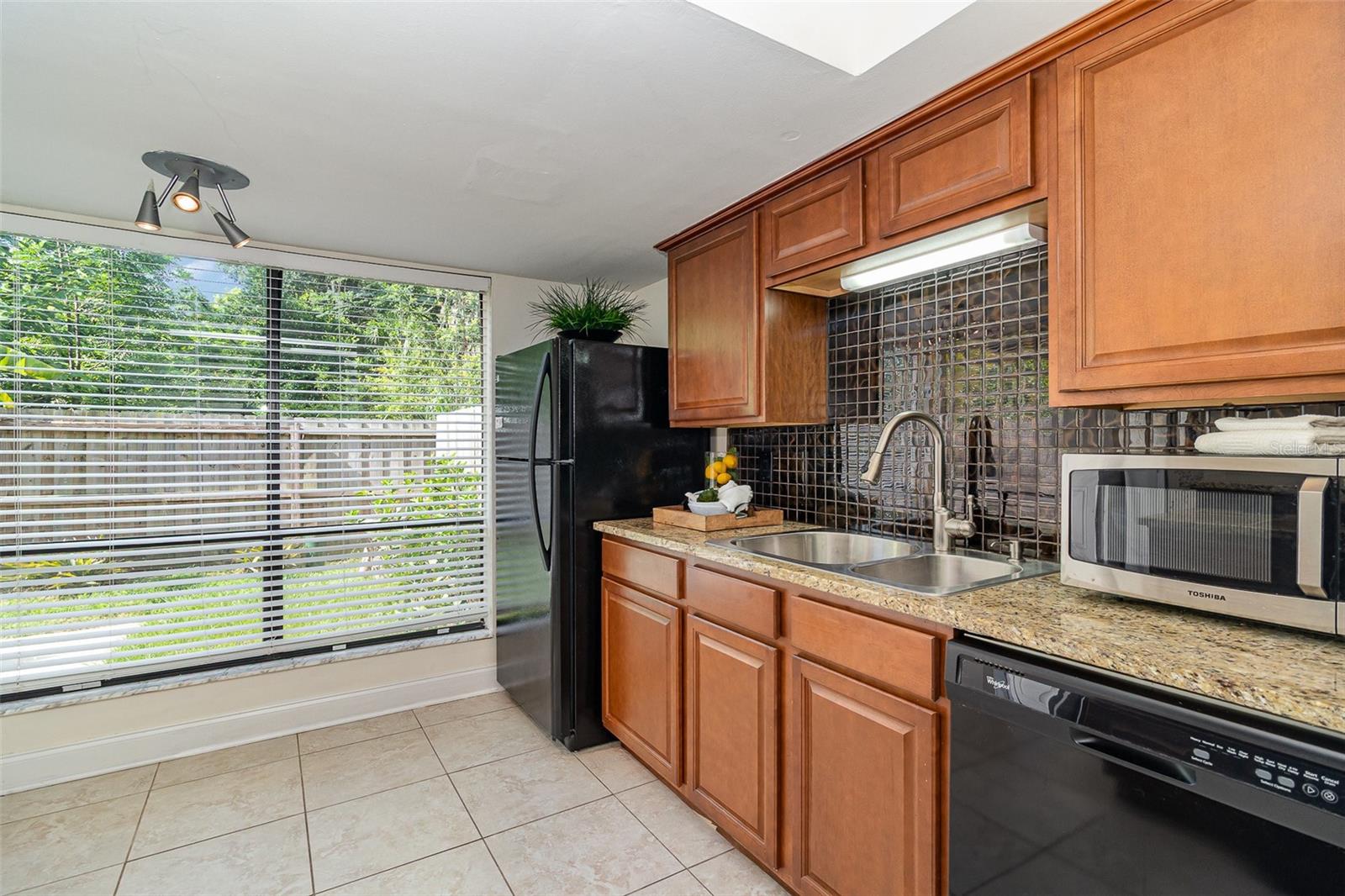 PARK LAKE WOODS CONDO - Residential