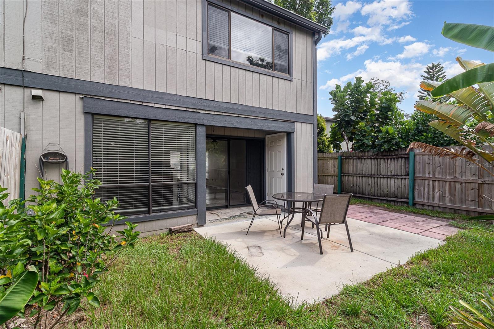 PARK LAKE WOODS CONDO - Residential
