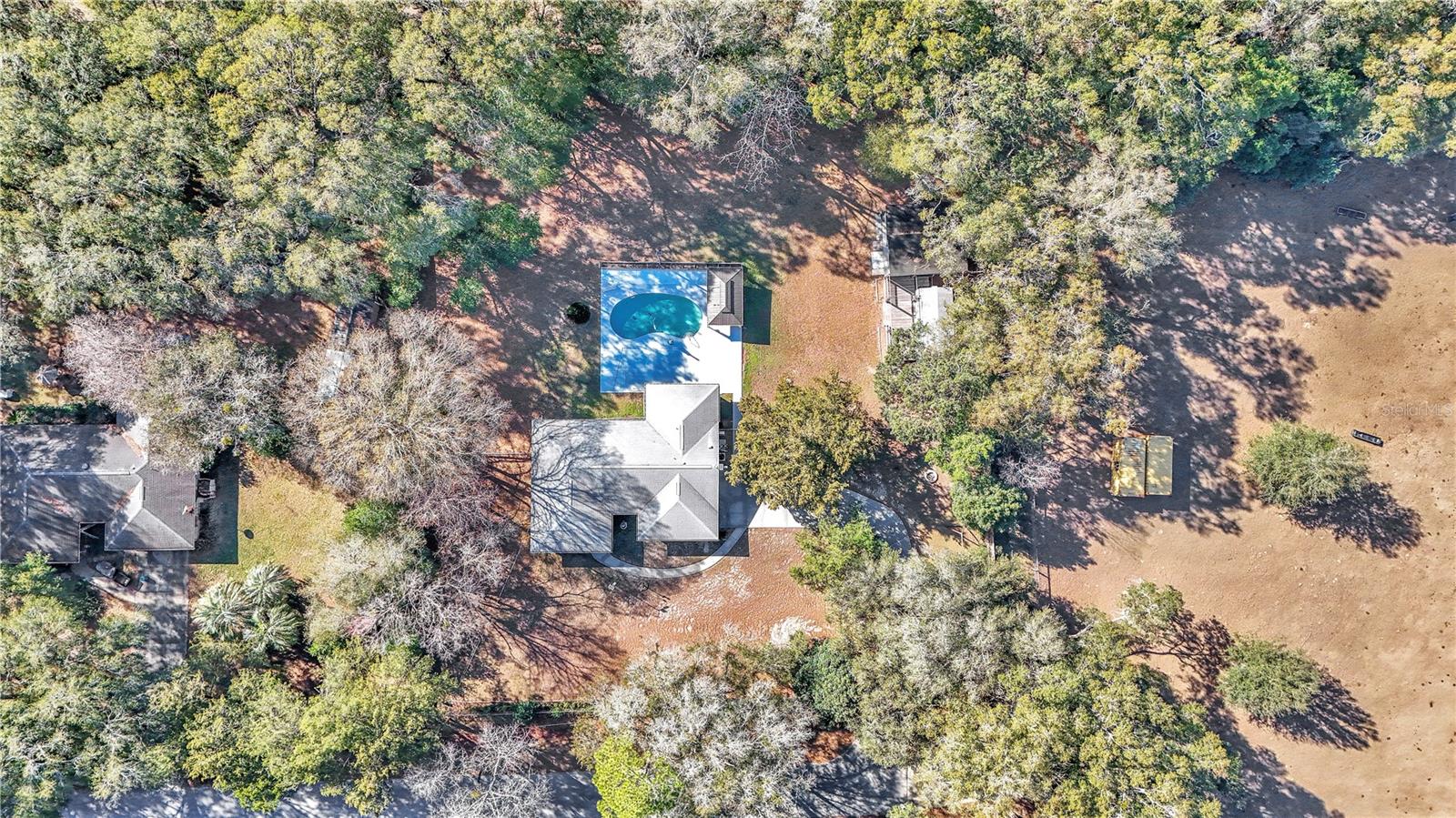 RAINBOW LAKES ESTATE SEC B - Residential