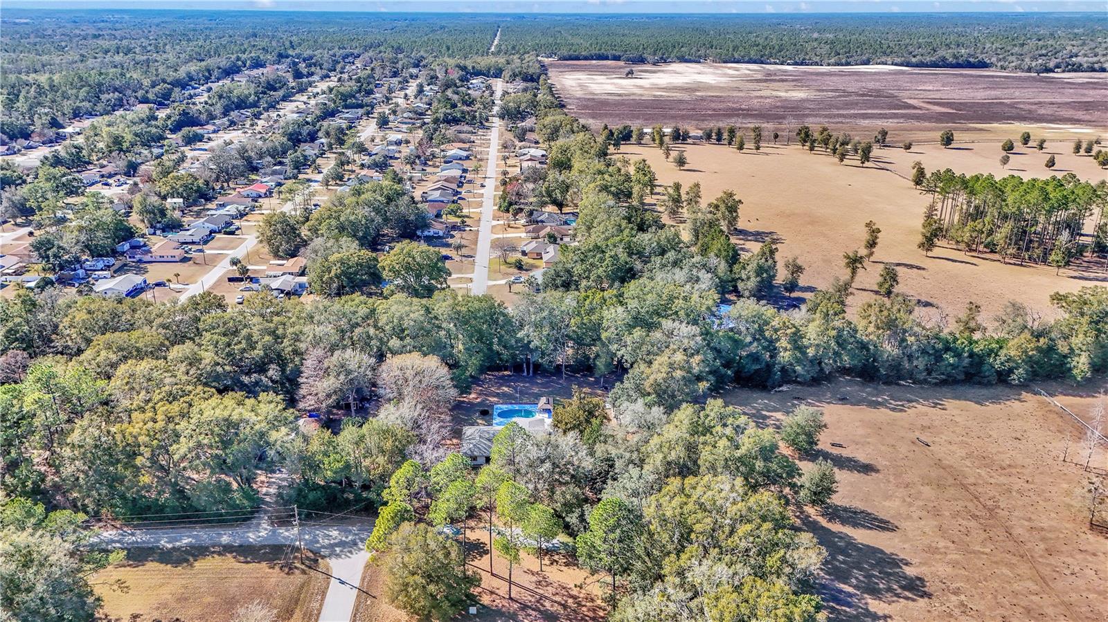 RAINBOW LAKES ESTATE SEC B - Residential