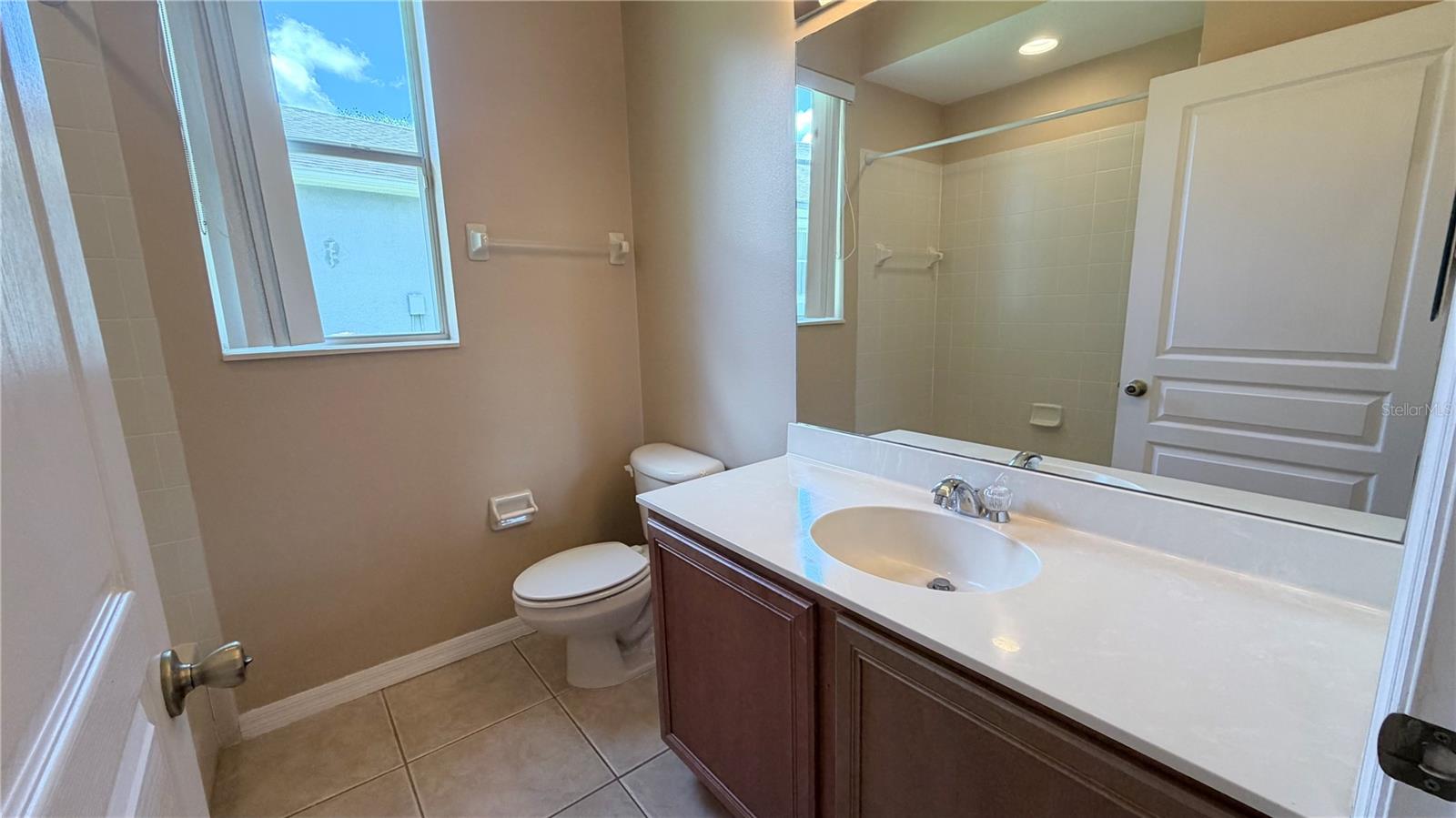PARKSIDE AT ERROL ESTATES - Residential Lease