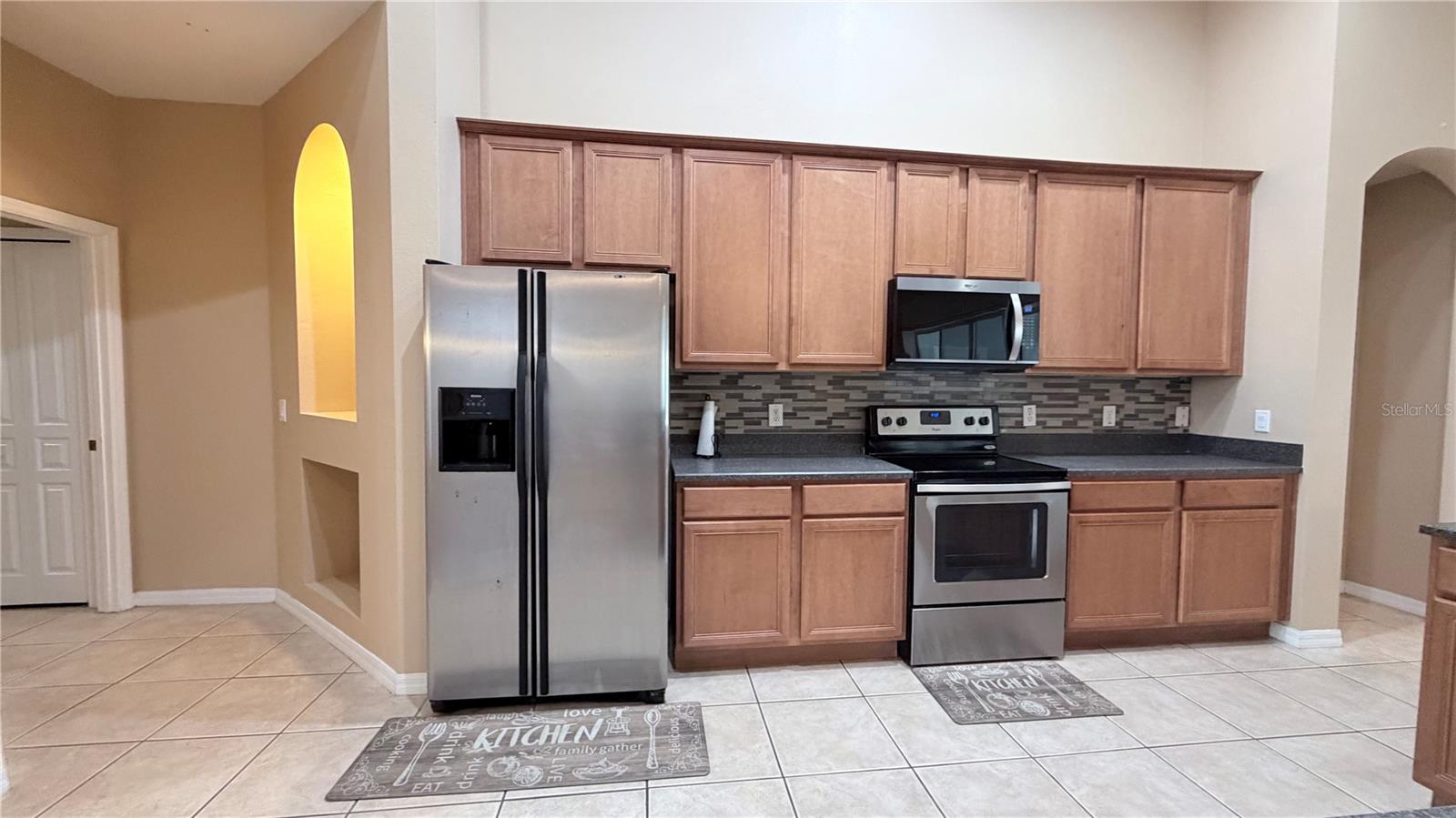 PARKSIDE AT ERROL ESTATES - Residential Lease