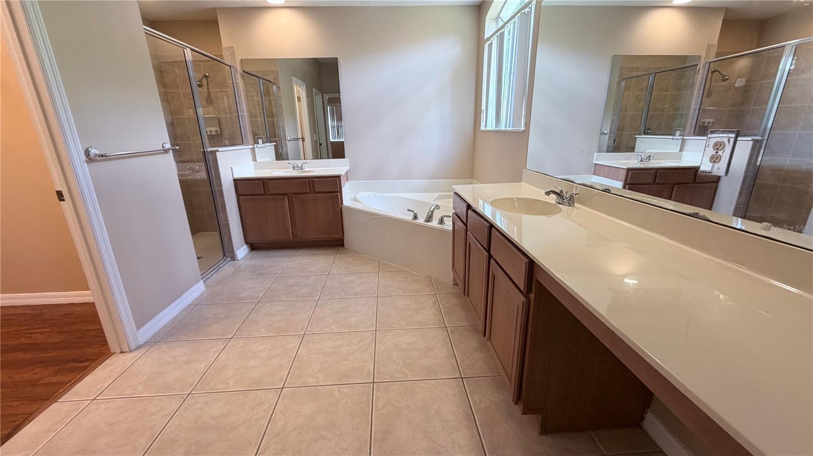 PARKSIDE AT ERROL ESTATES - Residential Lease