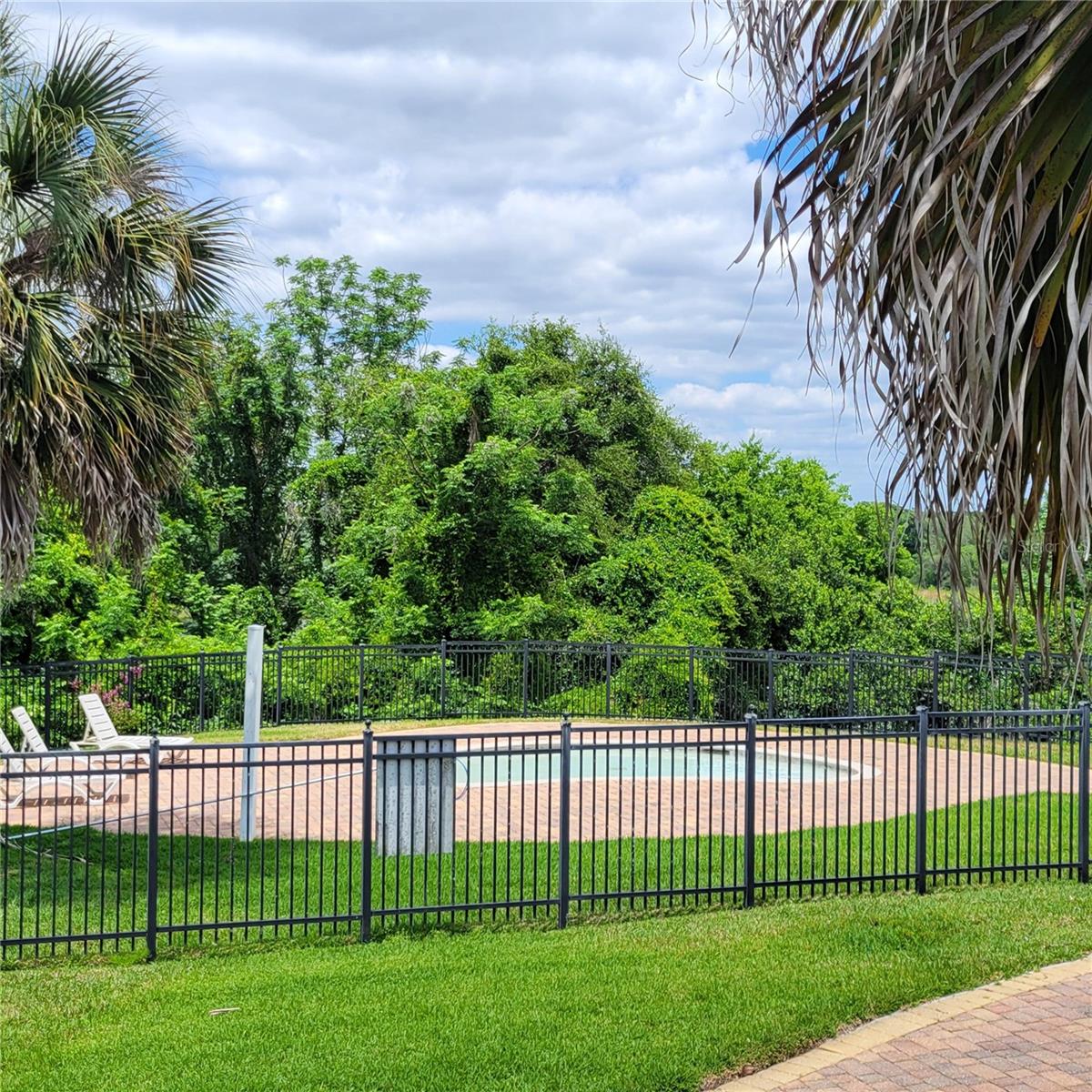 PARKSIDE AT ERROL ESTATES - Residential Lease