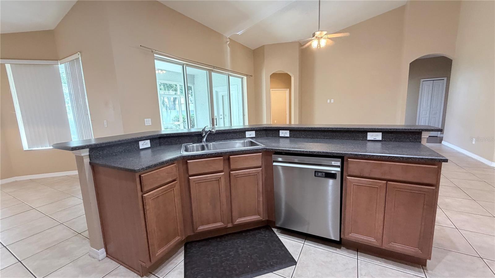 PARKSIDE AT ERROL ESTATES - Residential Lease