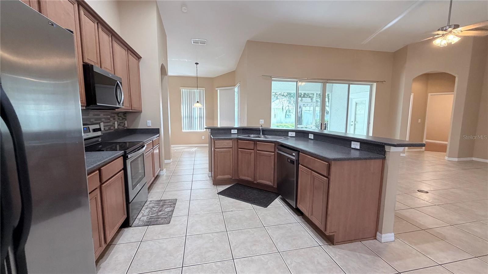 PARKSIDE AT ERROL ESTATES - Residential Lease