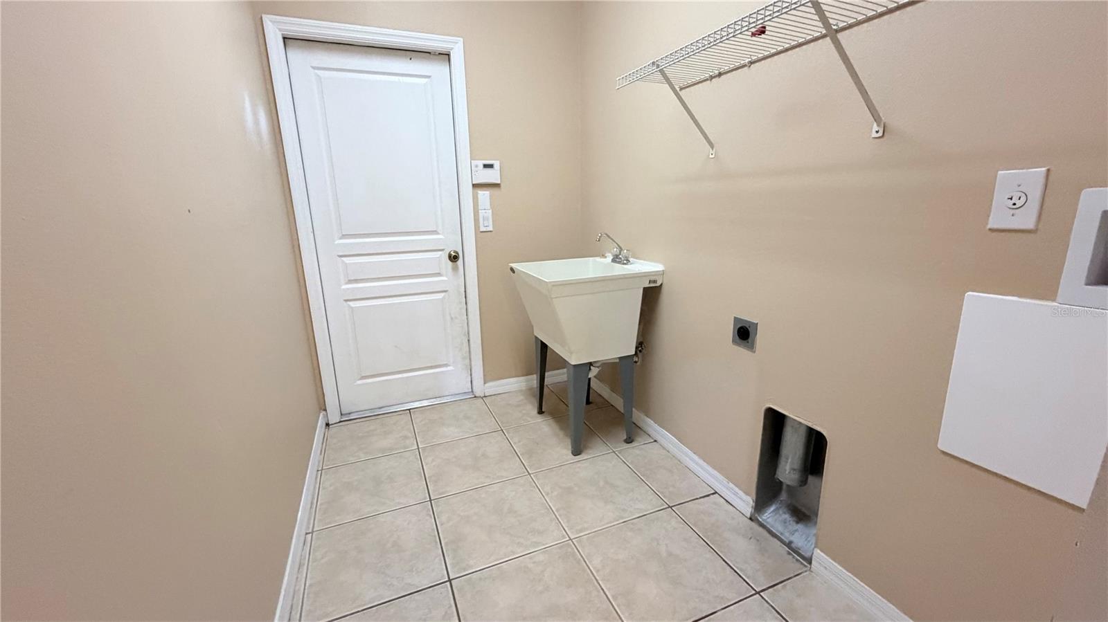 PARKSIDE AT ERROL ESTATES - Residential Lease