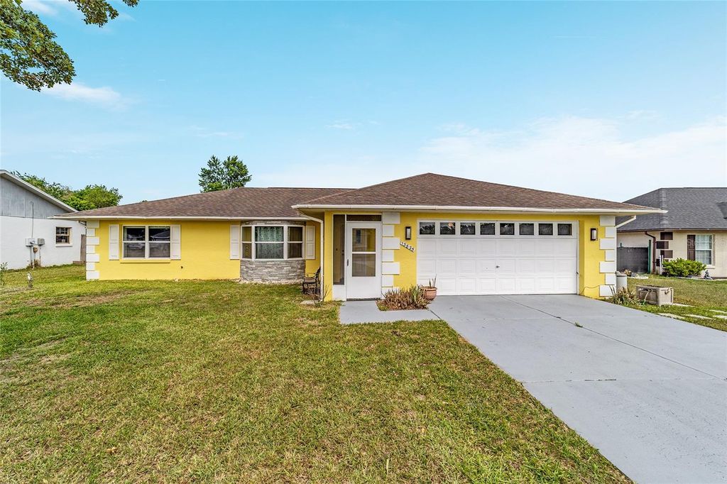 Photo of 13825 SW 42nd Avenue, Ocala, FL 34473 (MLS # OM723734)