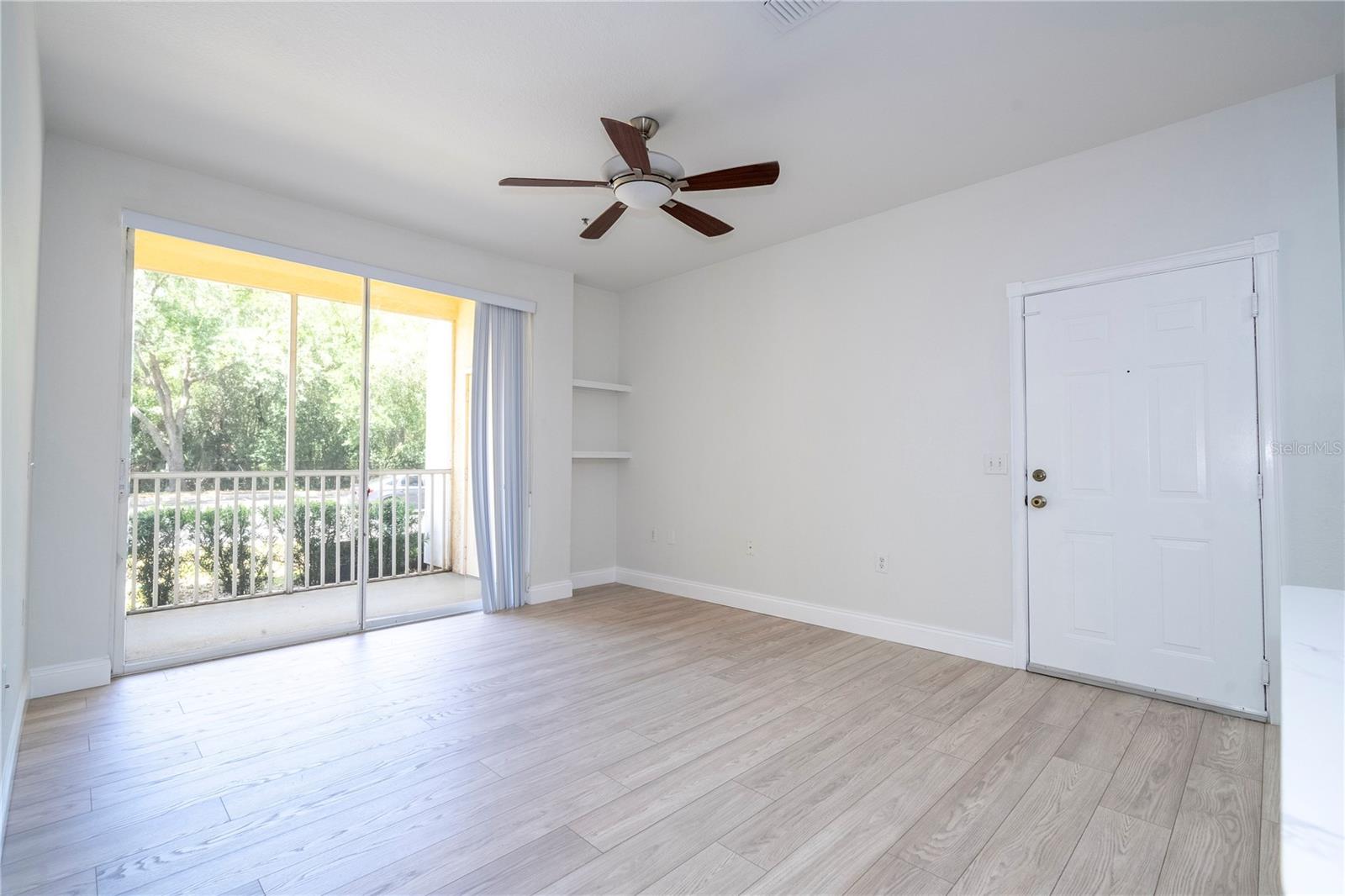 VISCONTI WEST CONDOMINIUM - Residential