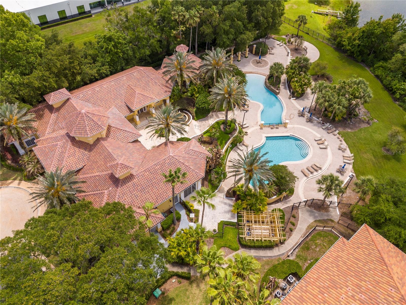 VISCONTI WEST CONDOMINIUM - Residential