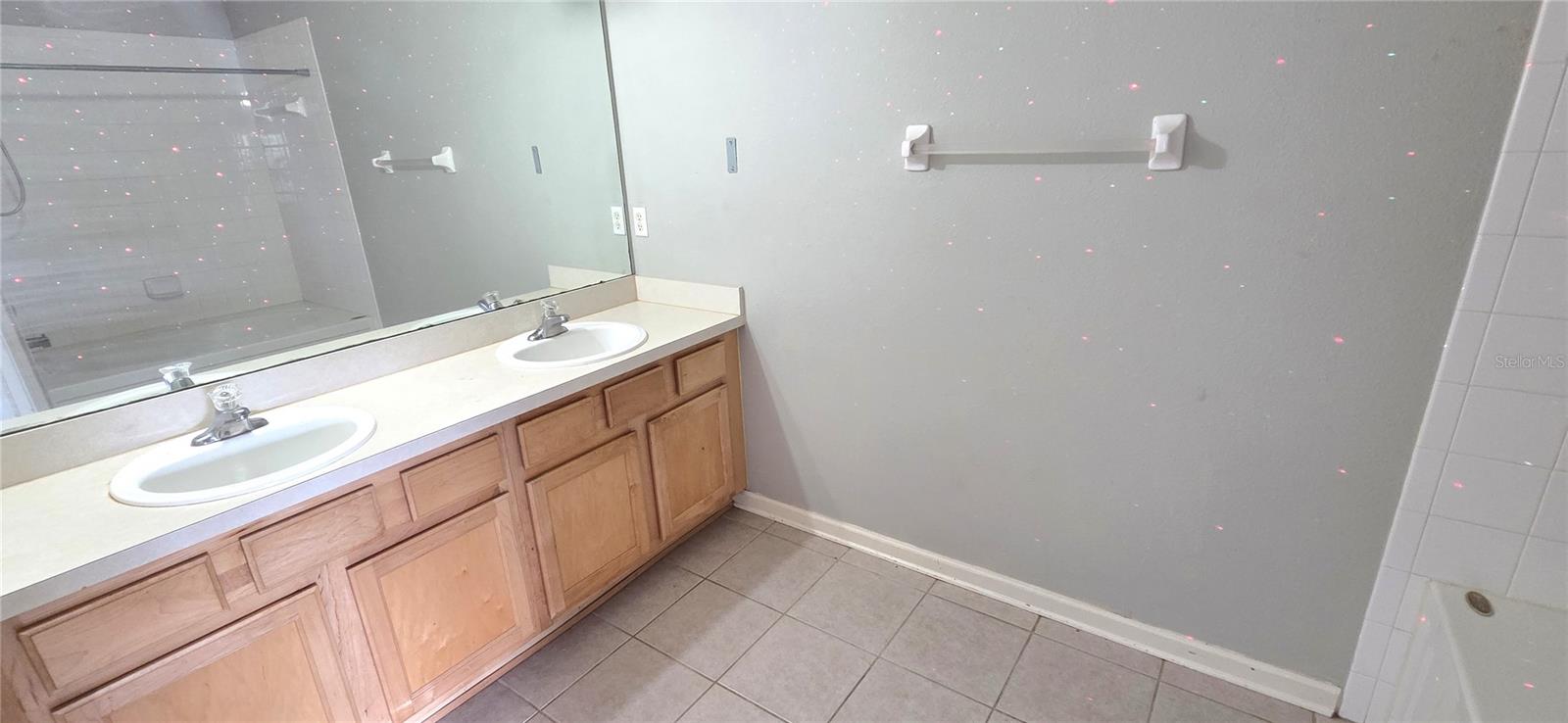 VISTA CAY - Residential