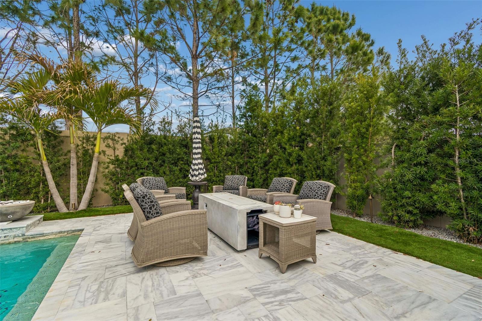 PROMENADE AT LAKE PARK PH - Residential