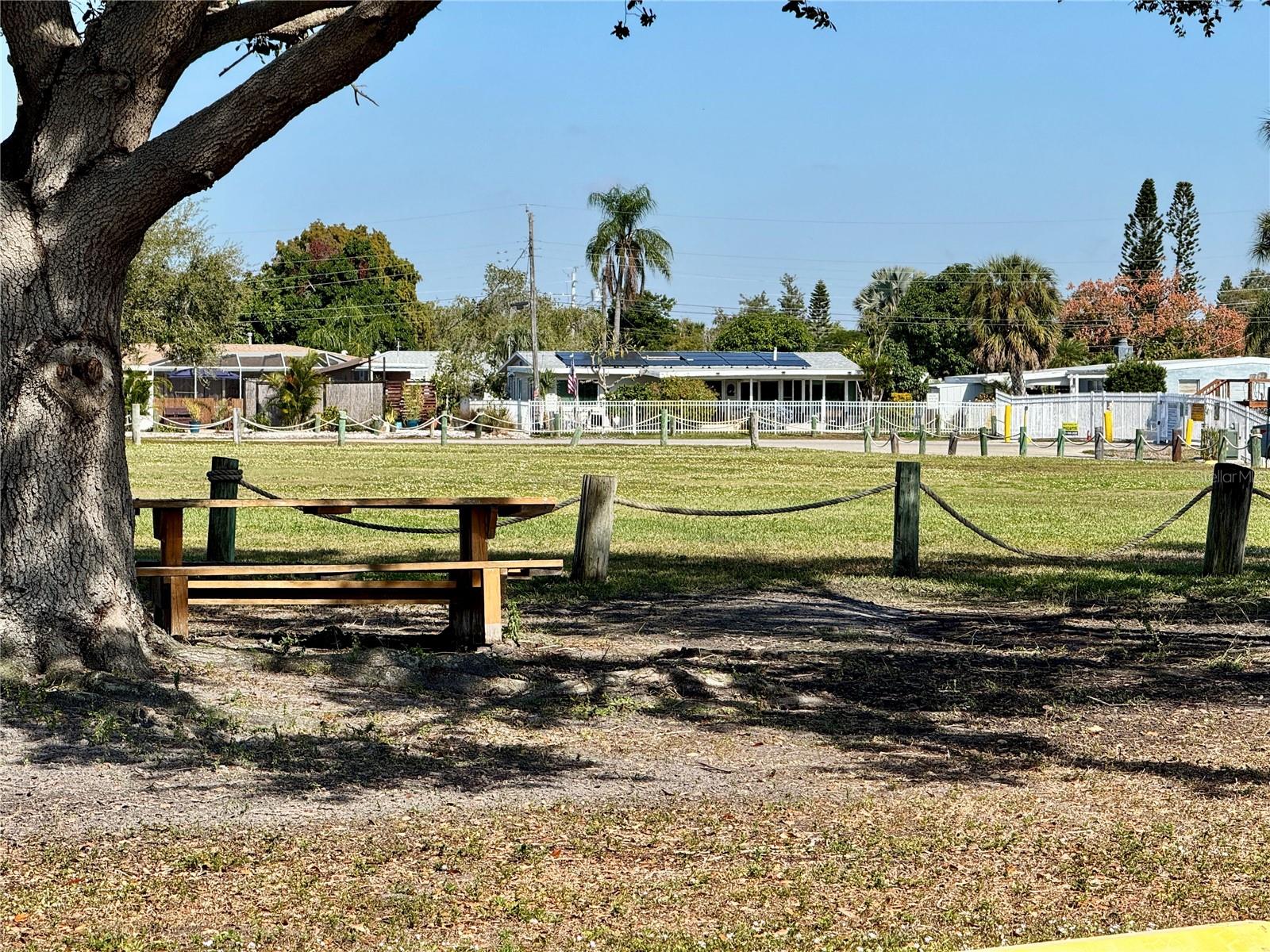 BAYSHORE GARDENS SEC 9B - Residential