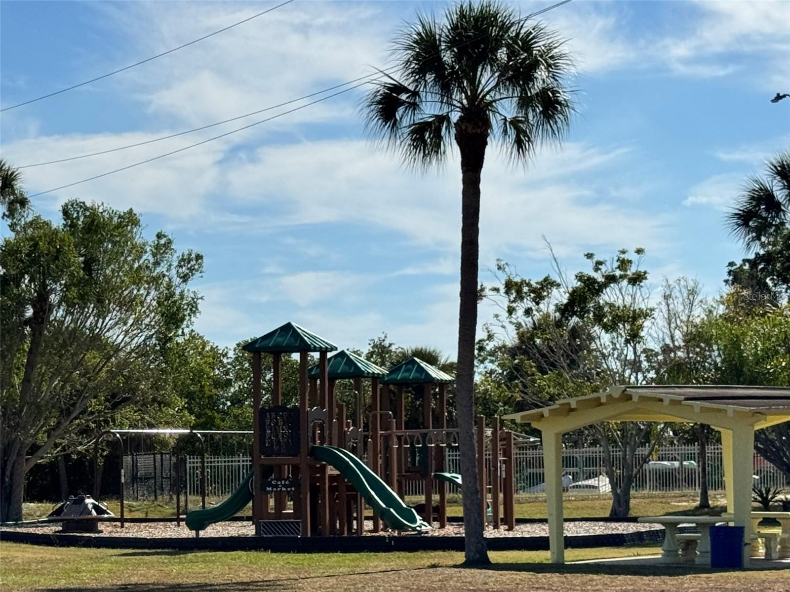 BAYSHORE GARDENS SEC 9B - Residential