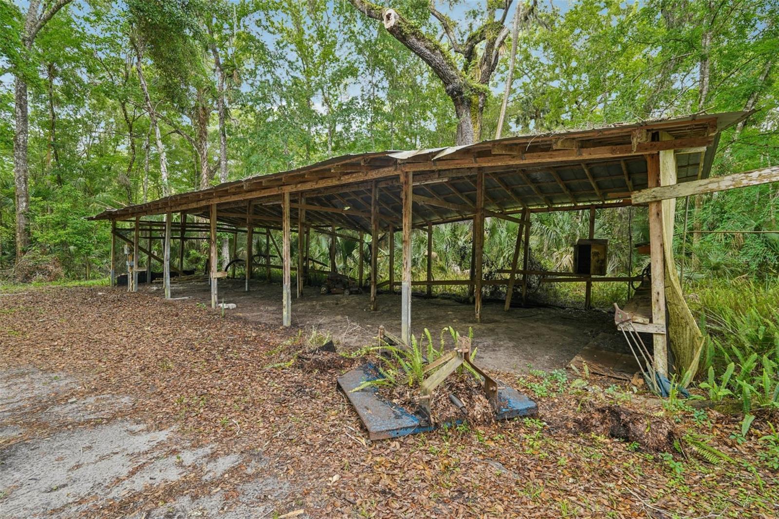 SHERWOOD FOREST UNREC - Residential