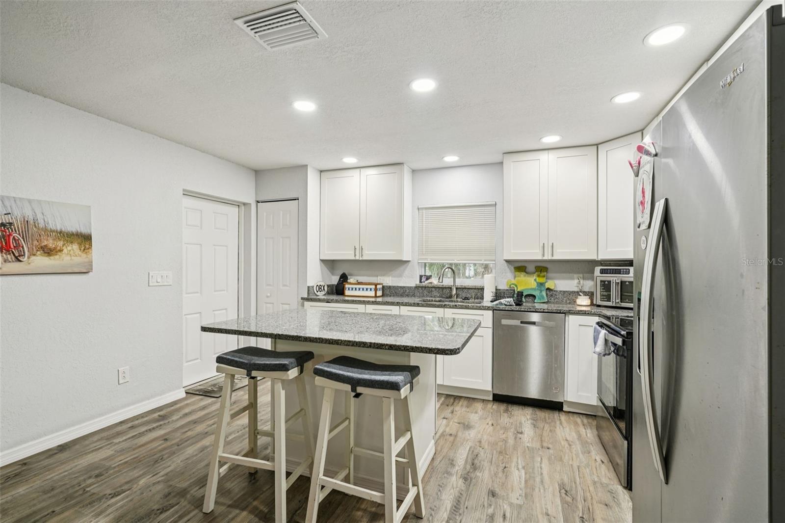 SHERWOOD FOREST UNREC - Residential