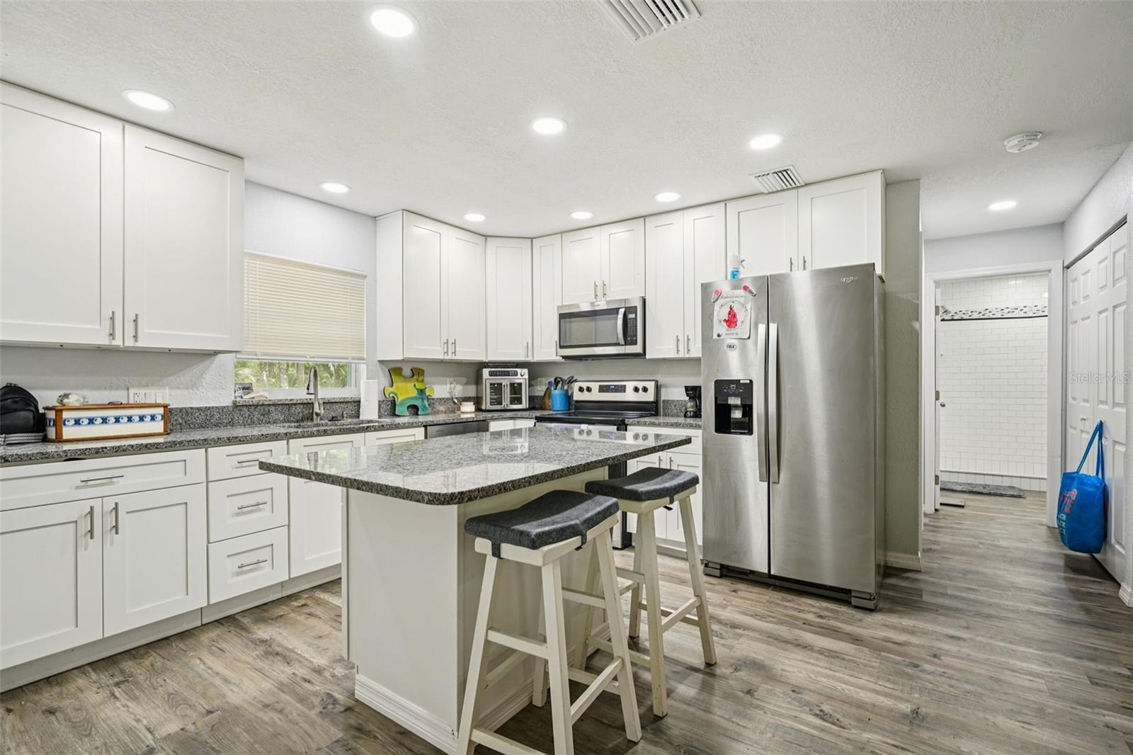 SHERWOOD FOREST UNREC - Residential