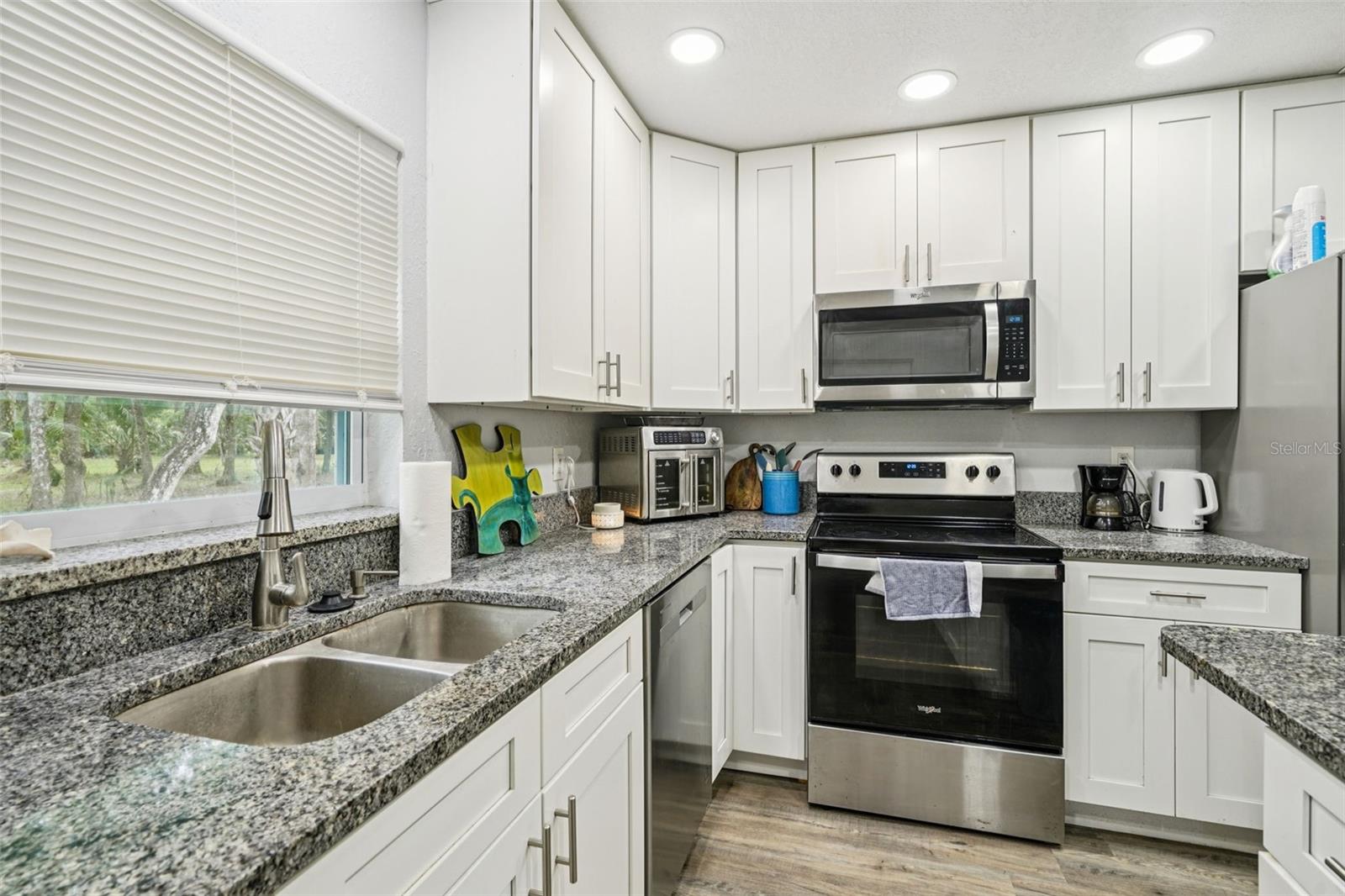 SHERWOOD FOREST UNREC - Residential