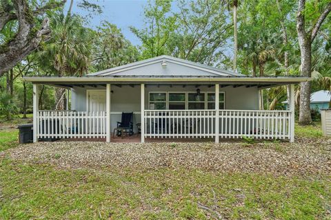 Photo of 217 S Tuck Point, Inverness, FL 34450 (MLS # TB8495936)
