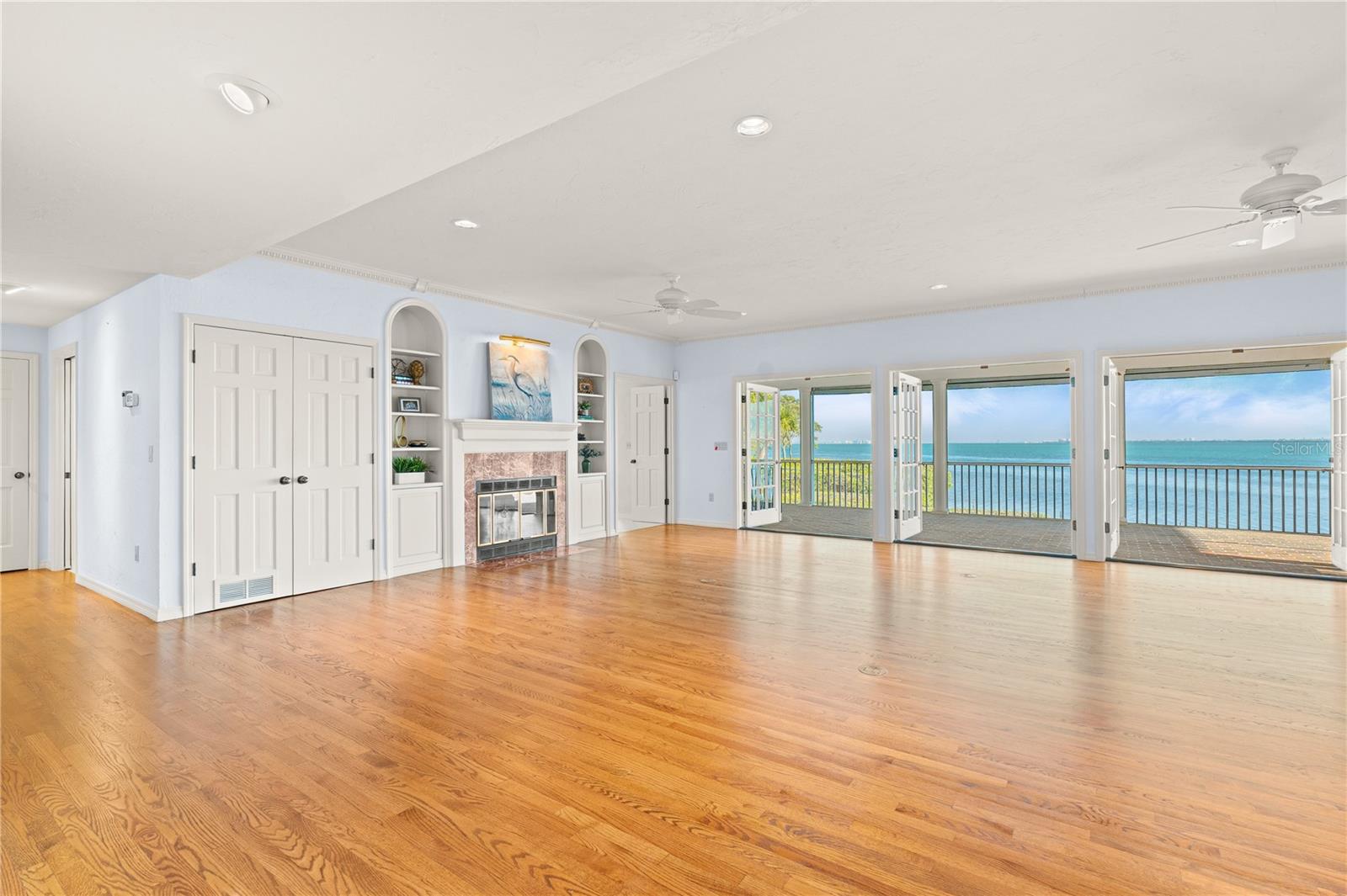 TIDY ISLAND PH II - Residential