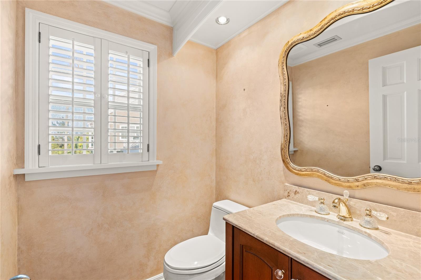 TIDY ISLAND PH II - Residential