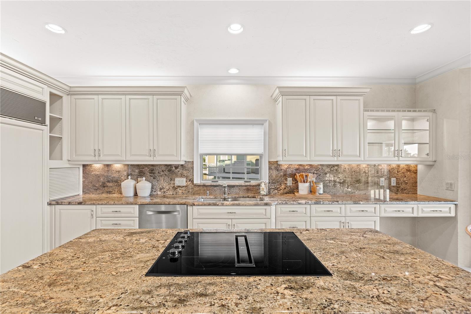 TIDY ISLAND PH II - Residential