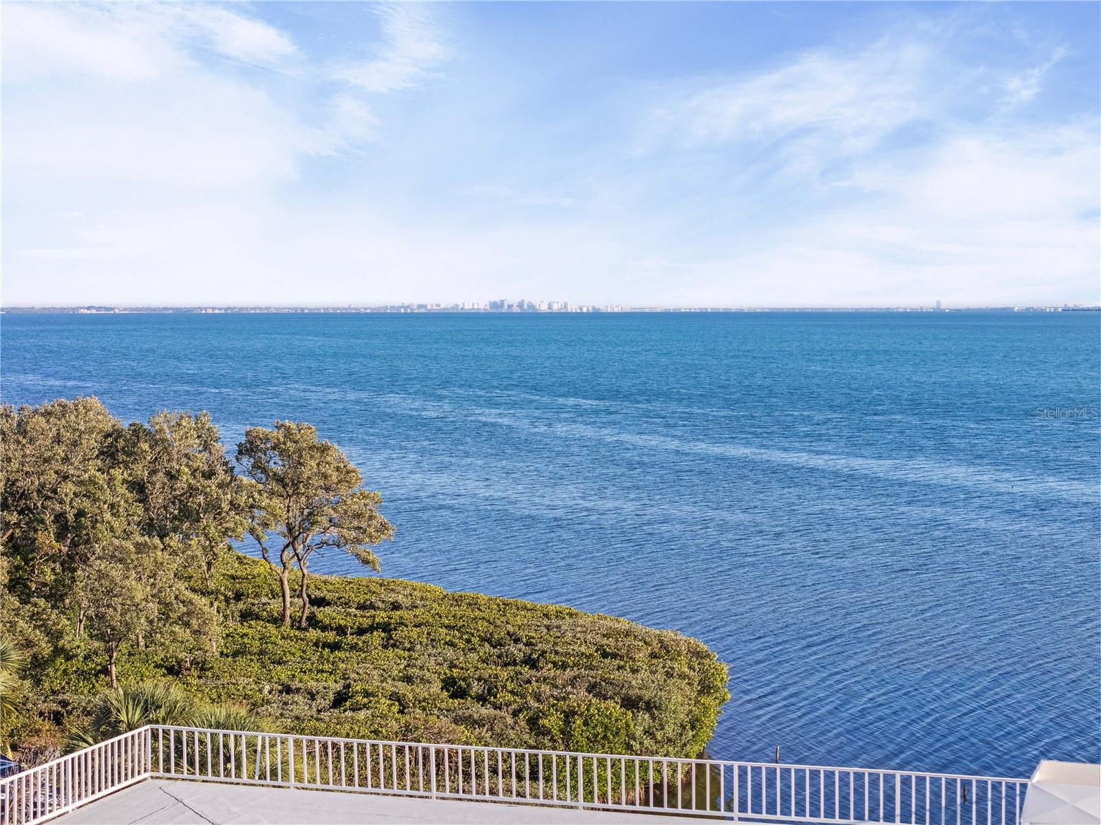 TIDY ISLAND PH II - Residential