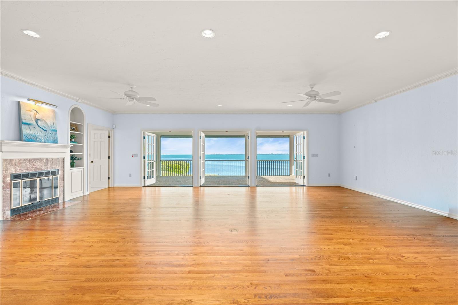 TIDY ISLAND PH II - Residential