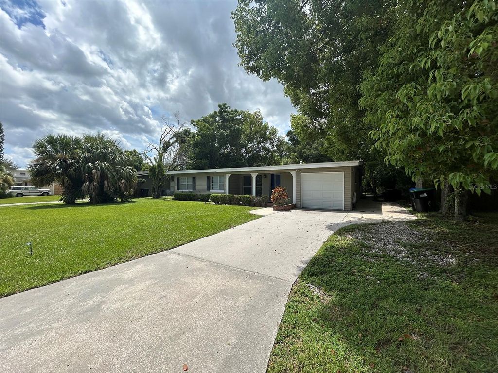 Photo of 2886 Carew Avenue, Winter Park, FL 32789 (MLS # O6331998)