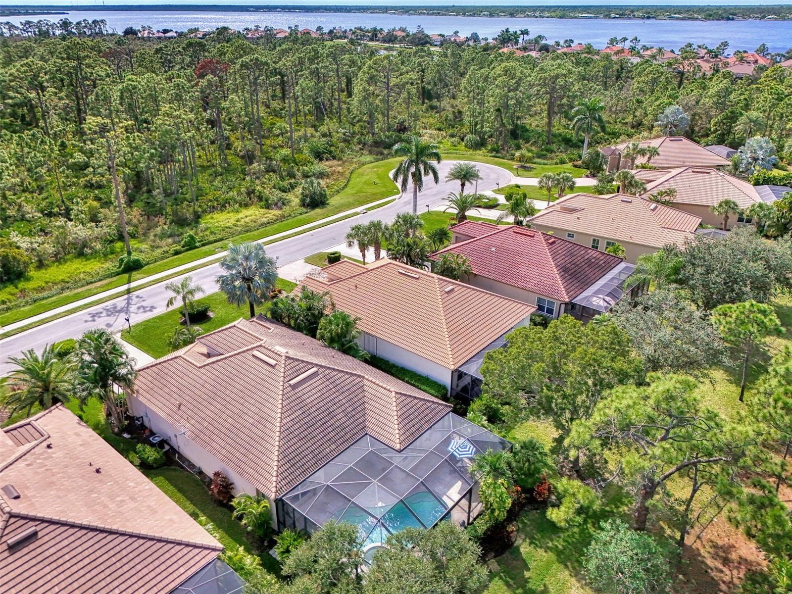 RIVERWOOD - Residential