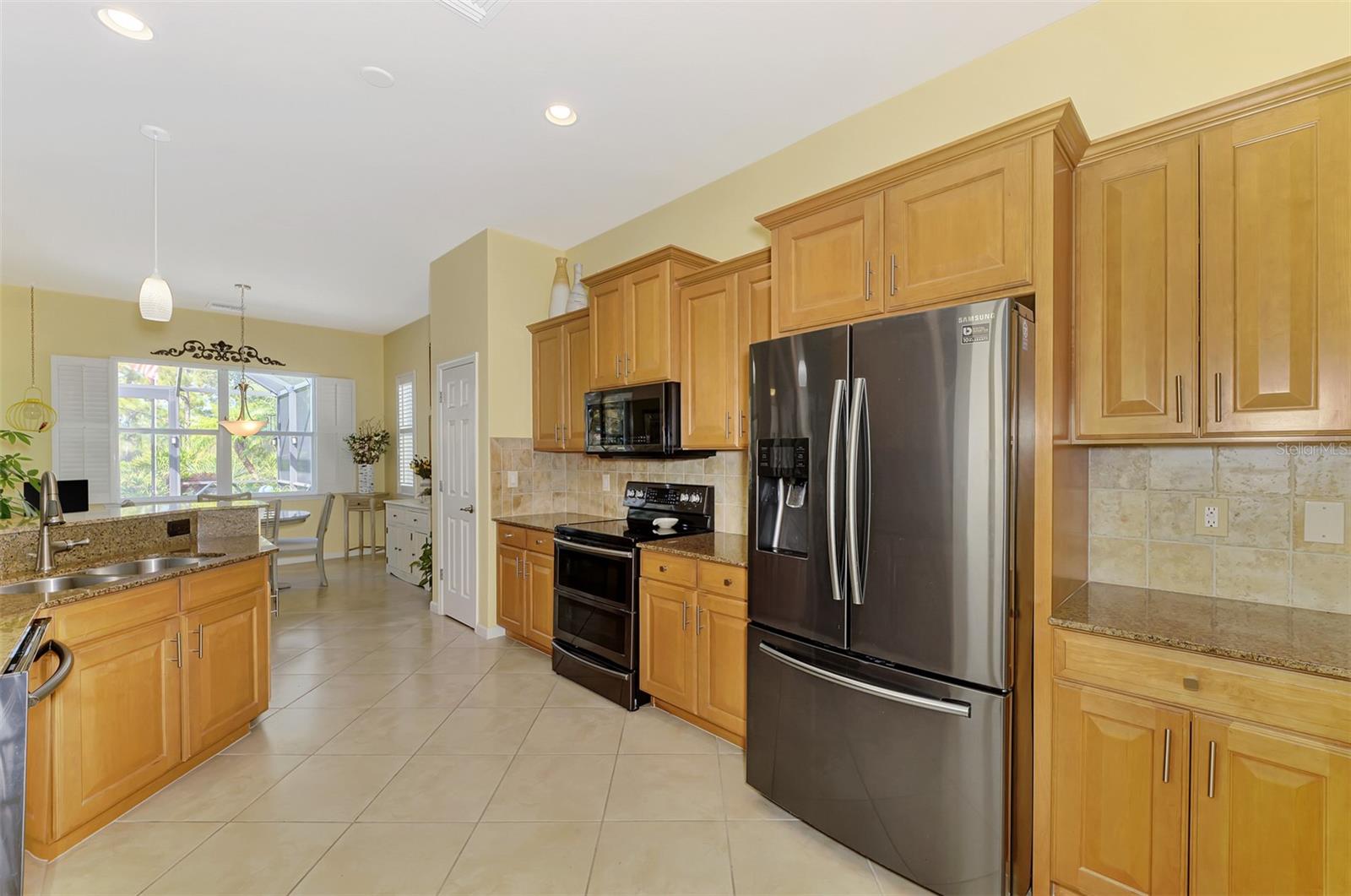 RIVERWOOD - Residential