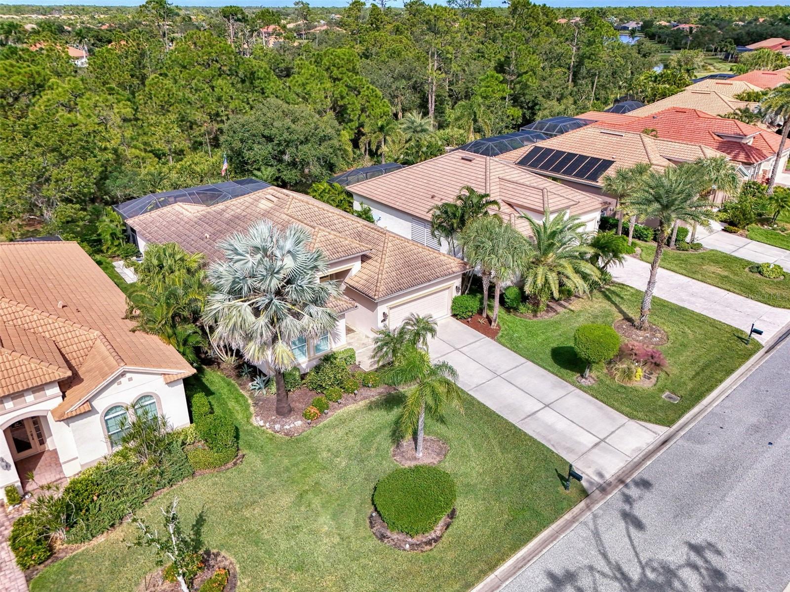 RIVERWOOD - Residential