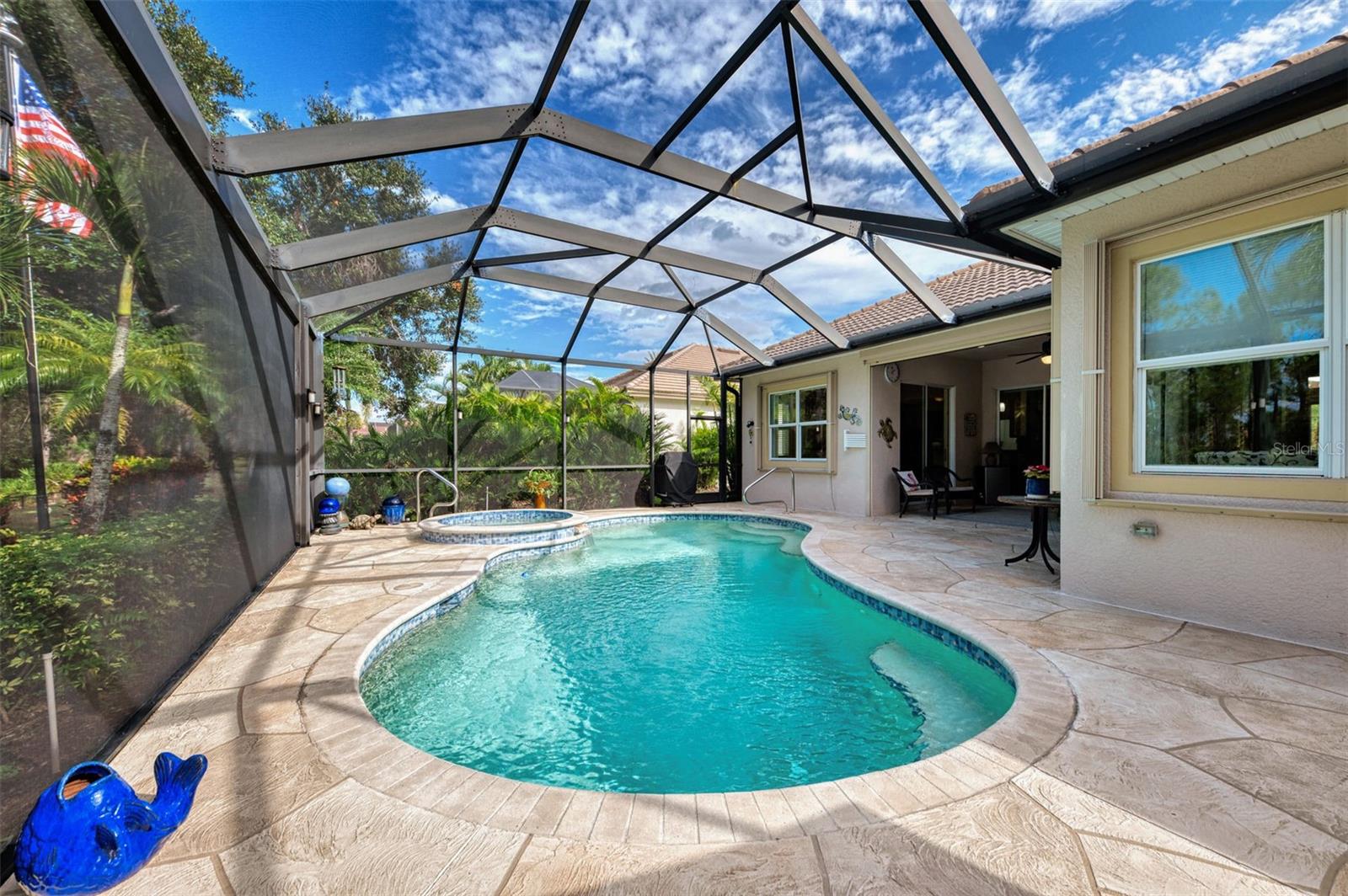 RIVERWOOD - Residential