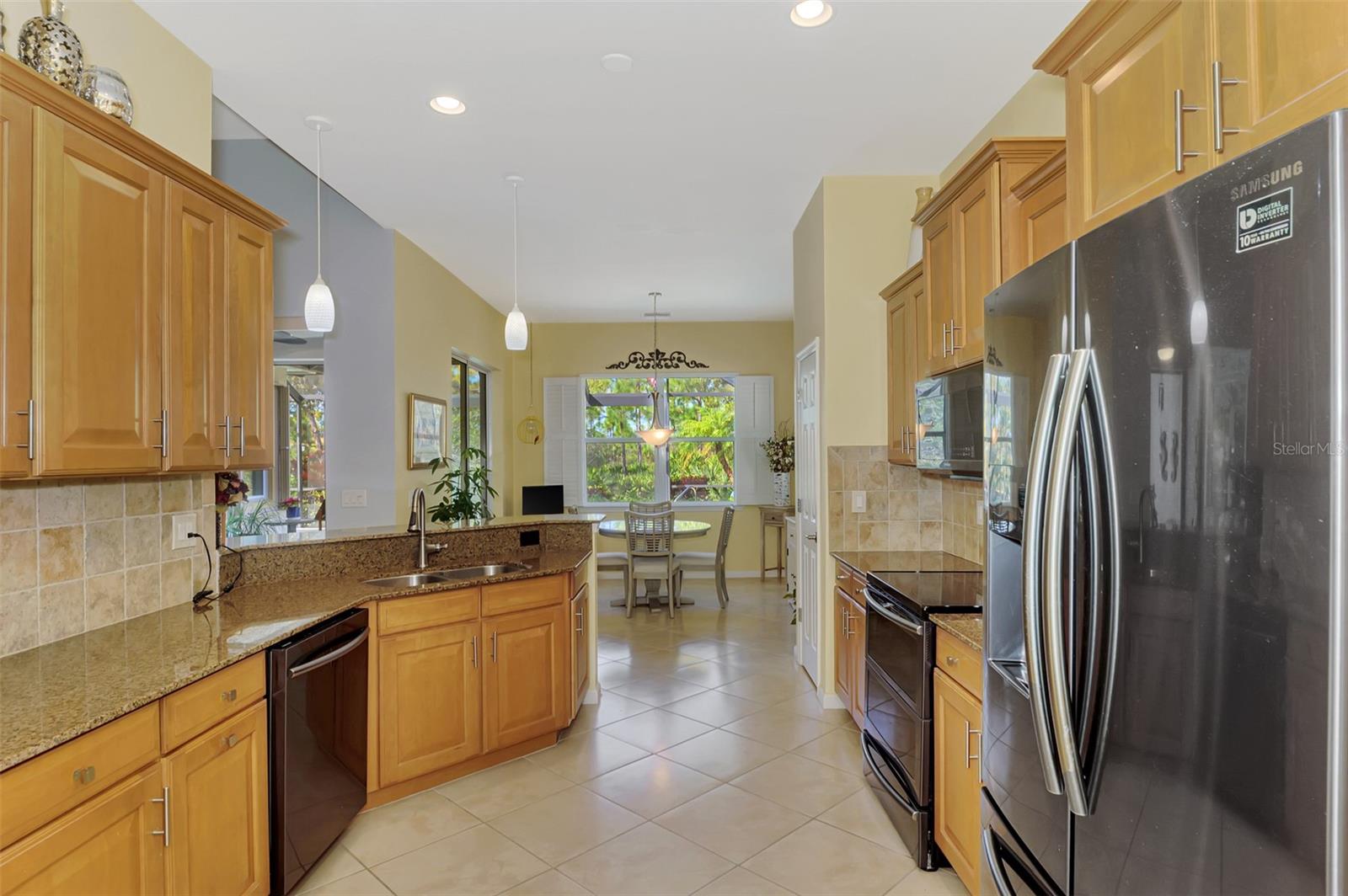 RIVERWOOD - Residential