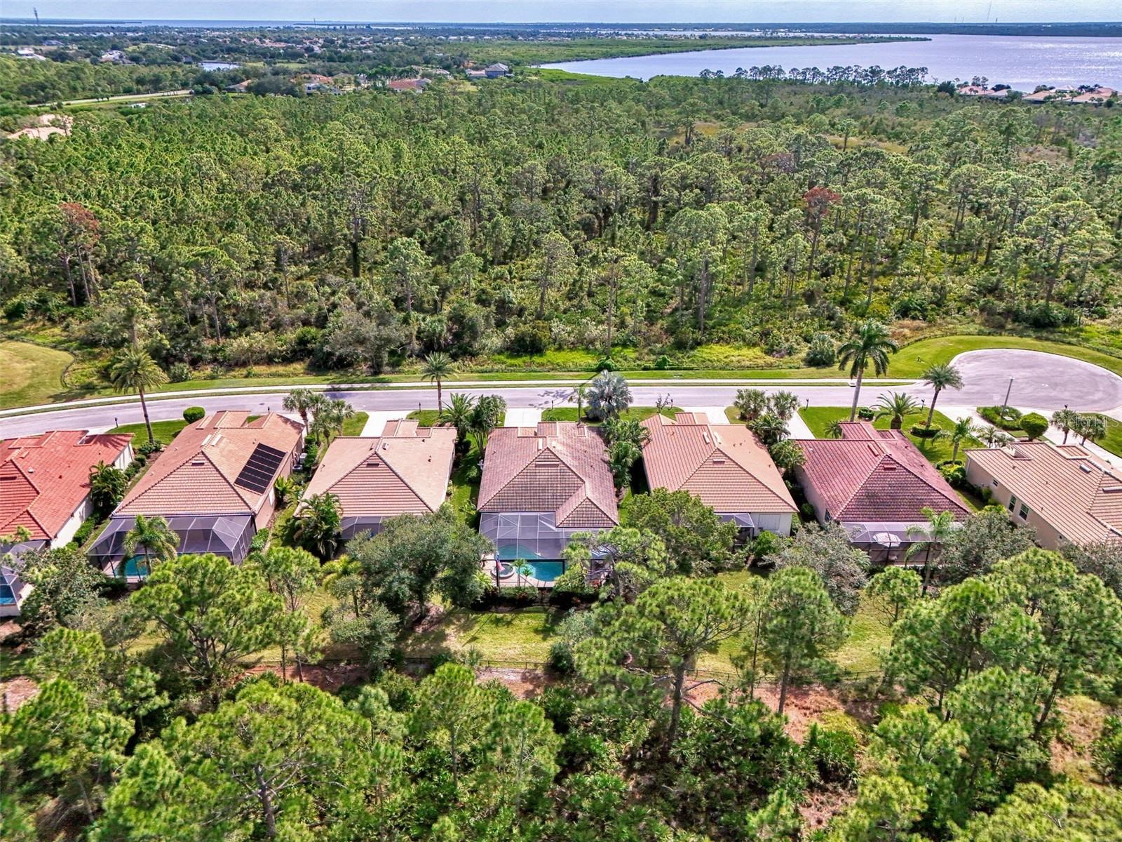 RIVERWOOD - Residential