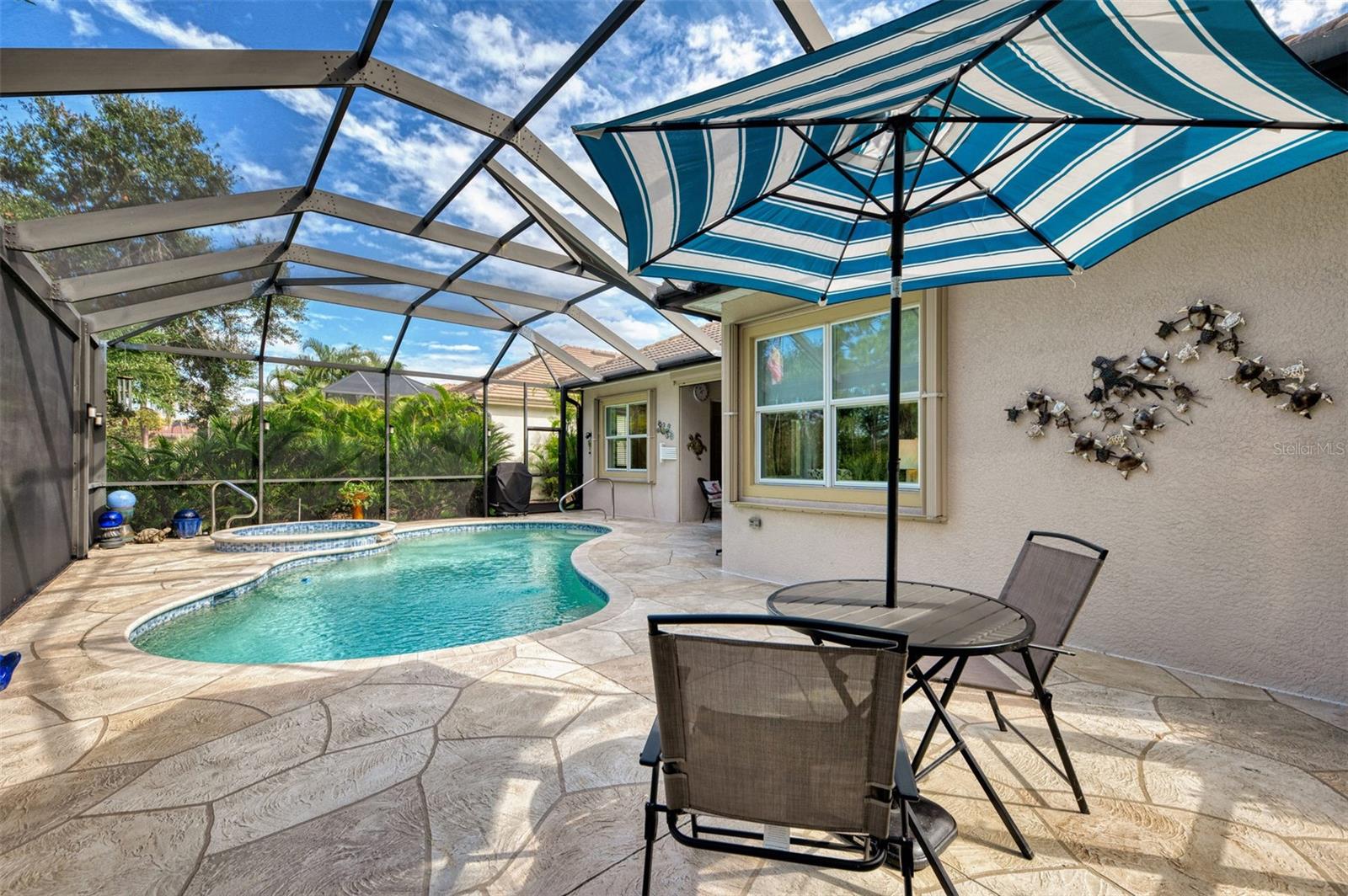 RIVERWOOD - Residential