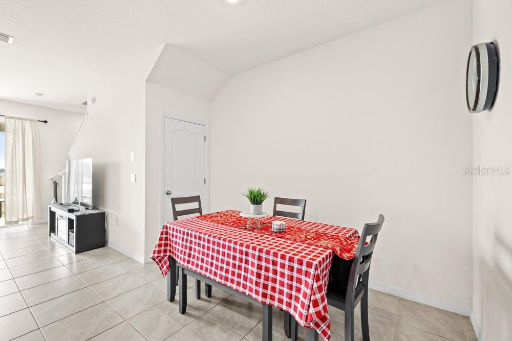 THOMPSON GROVE - Residential