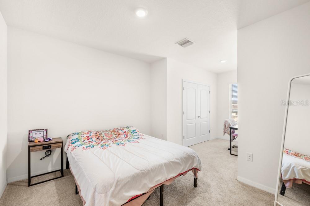 THOMPSON GROVE - Residential