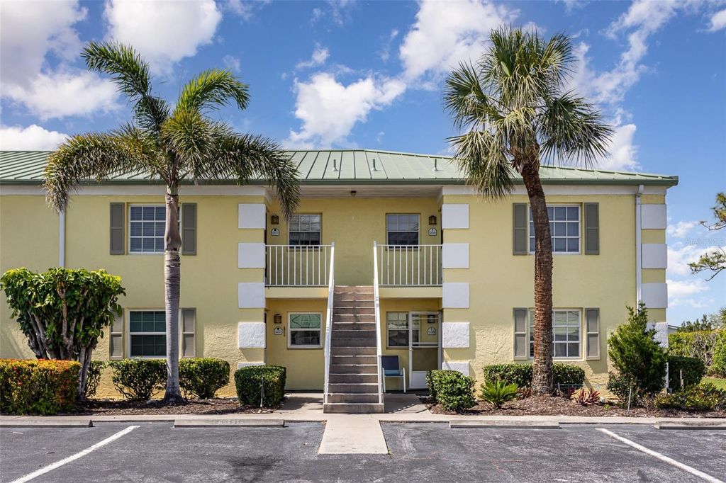 Photo of 942 Capri Isles Boulevard #207, Venice, FL 34292 (MLS # TB8377293)