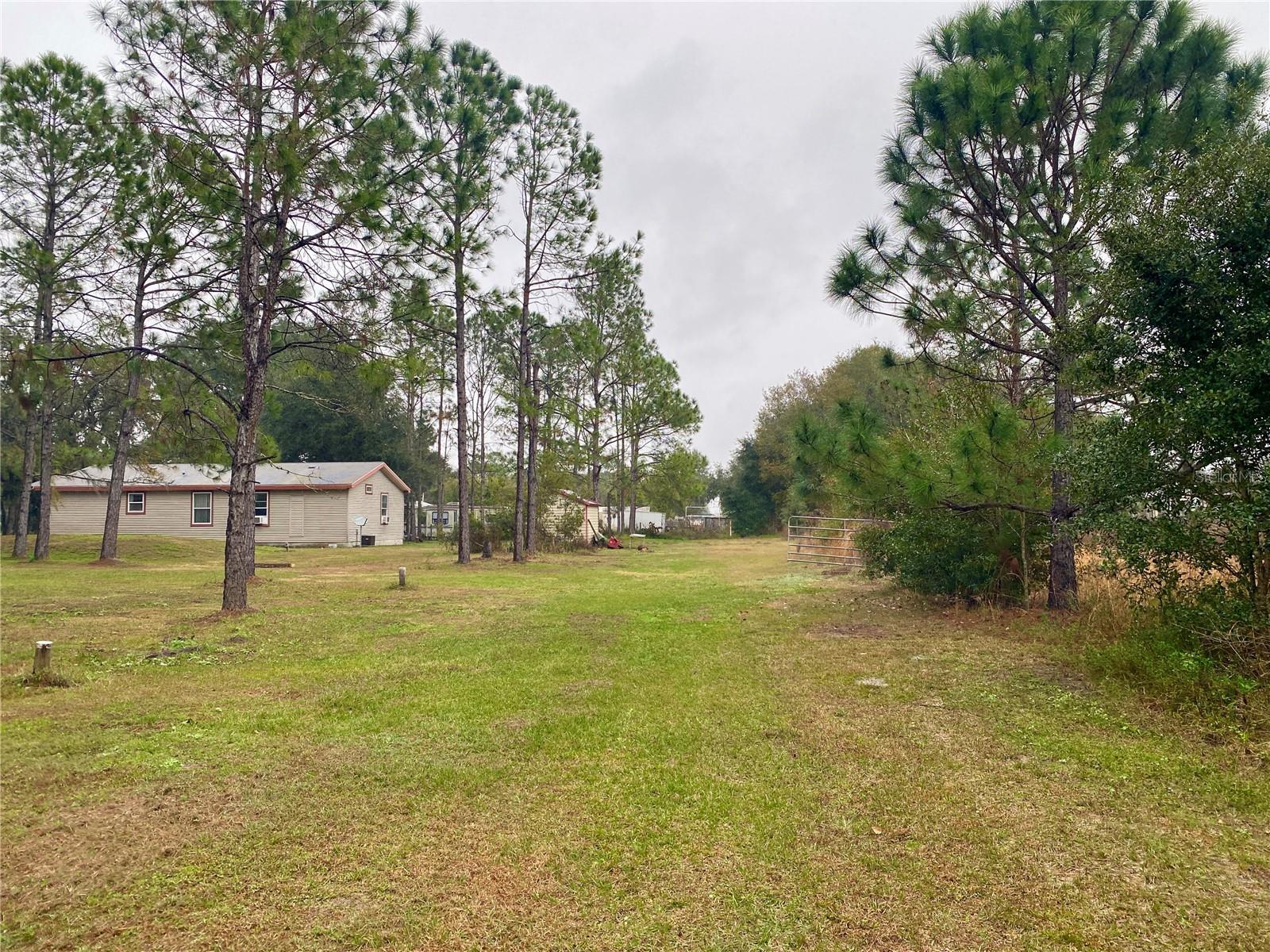 COUNTRY TRAILS PH 04 - Residential