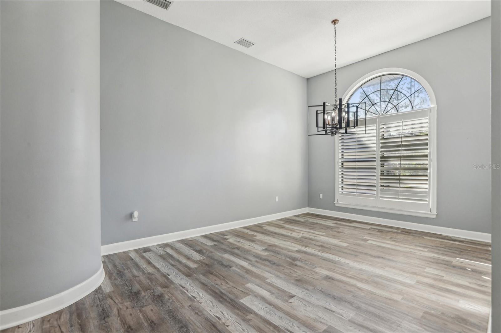 EMERALD CREEK - Residential