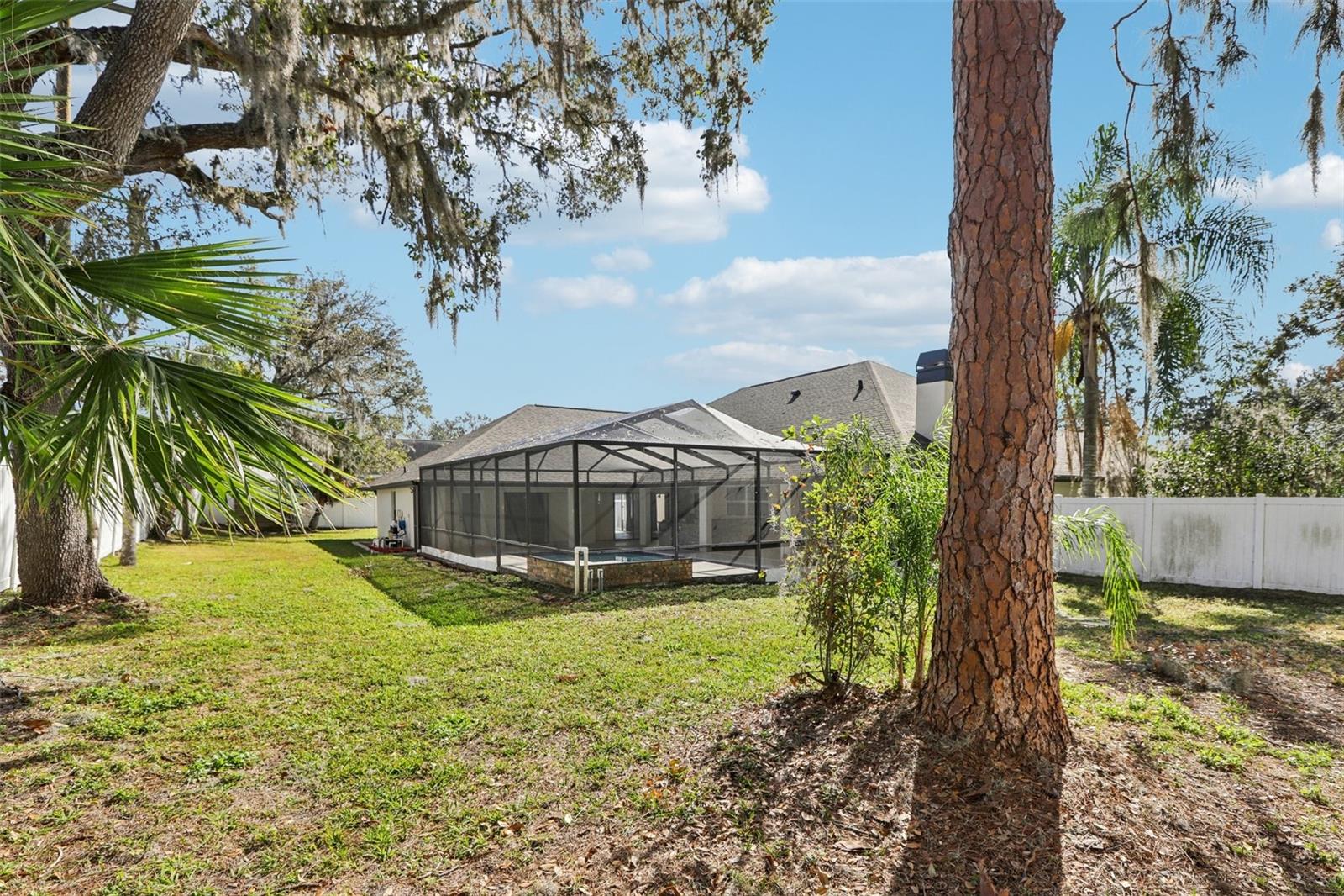 EMERALD CREEK - Residential