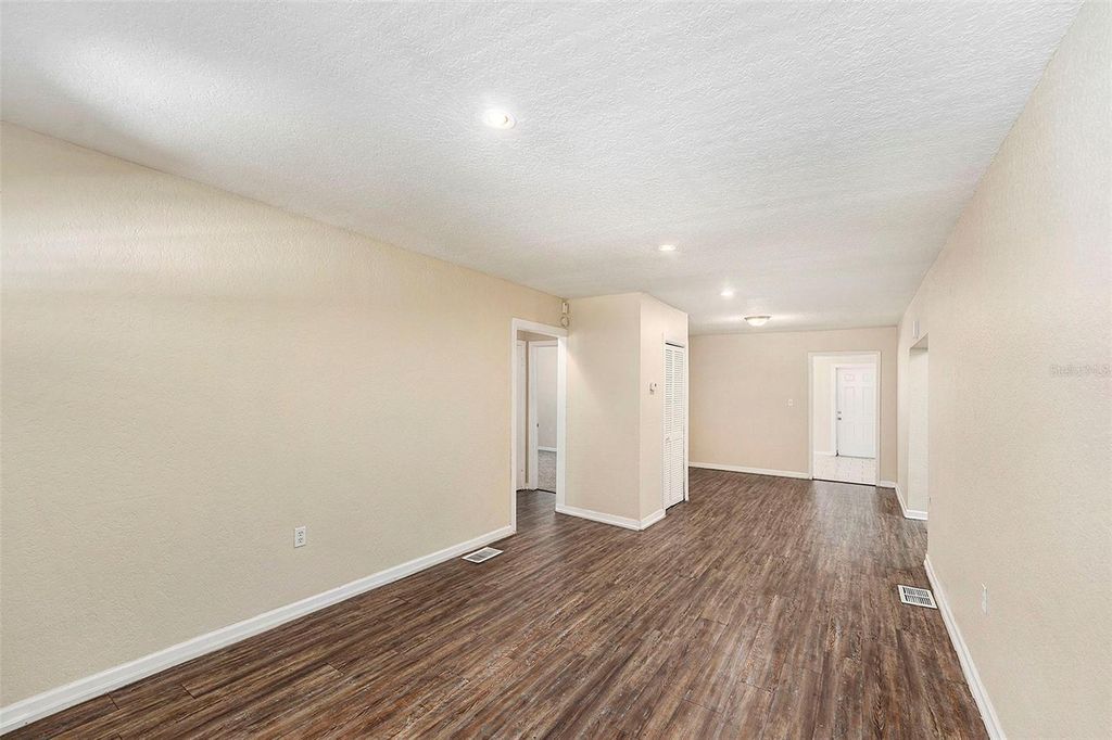 Photo of 626 Belleview Boulevard, Clearwater, FL 33756 (MLS # O6300492)