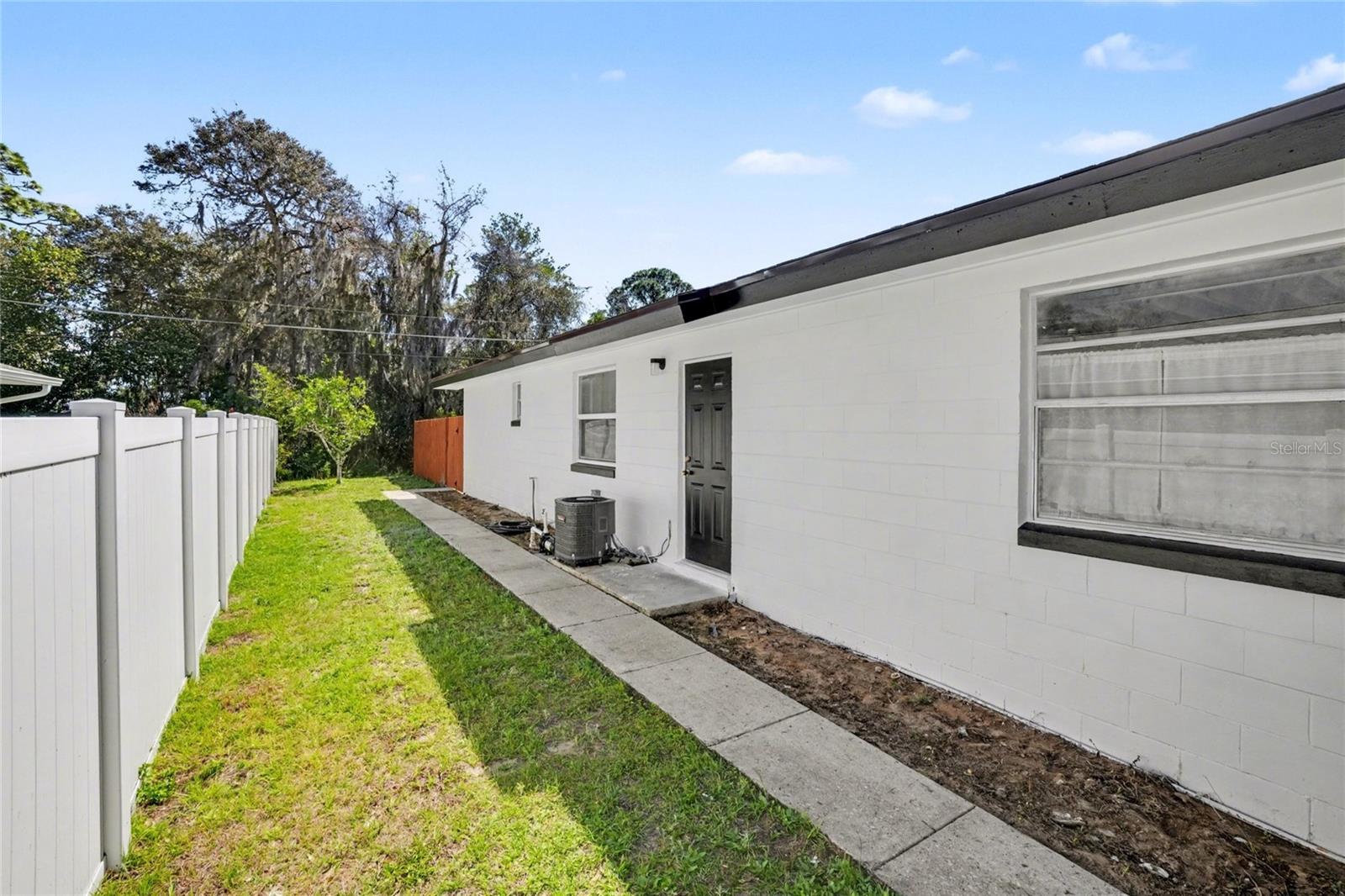 IMPERIAL ESTATES - Residential