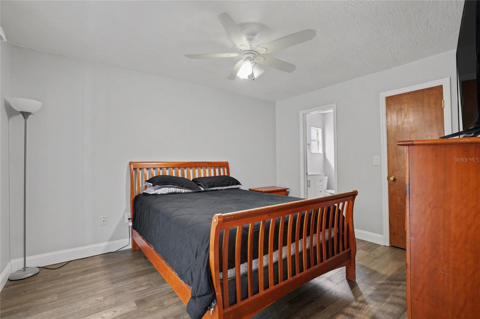 IMPERIAL ESTATES - Residential