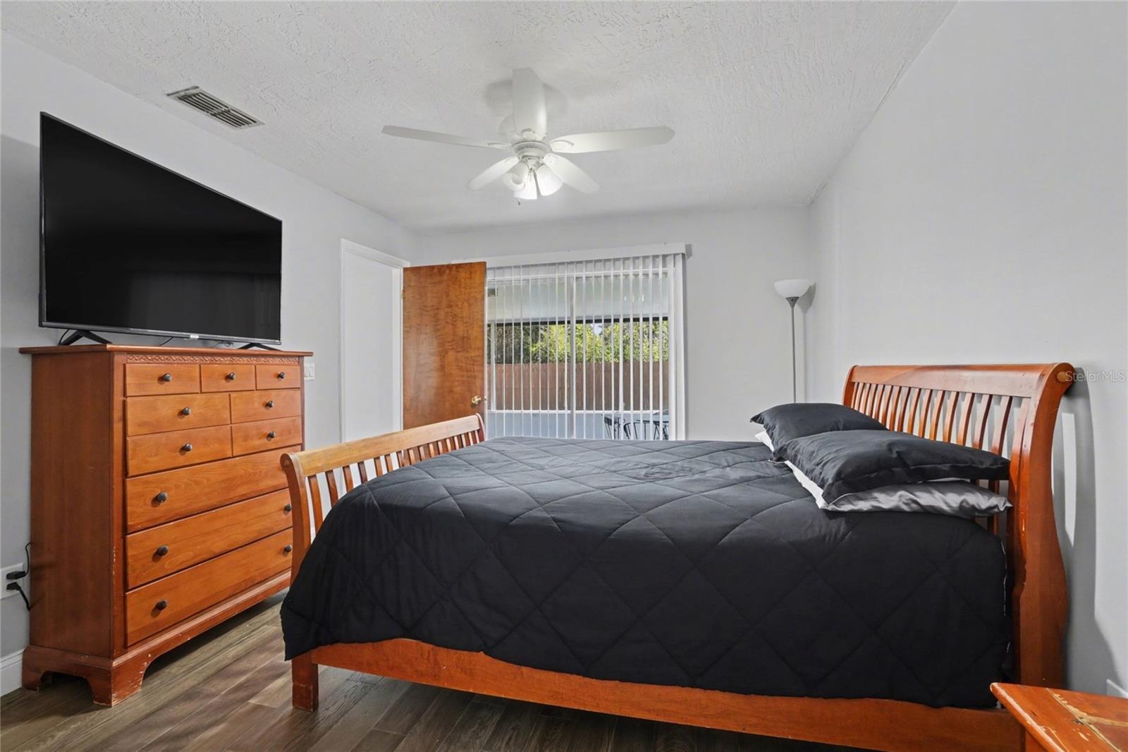 IMPERIAL ESTATES - Residential