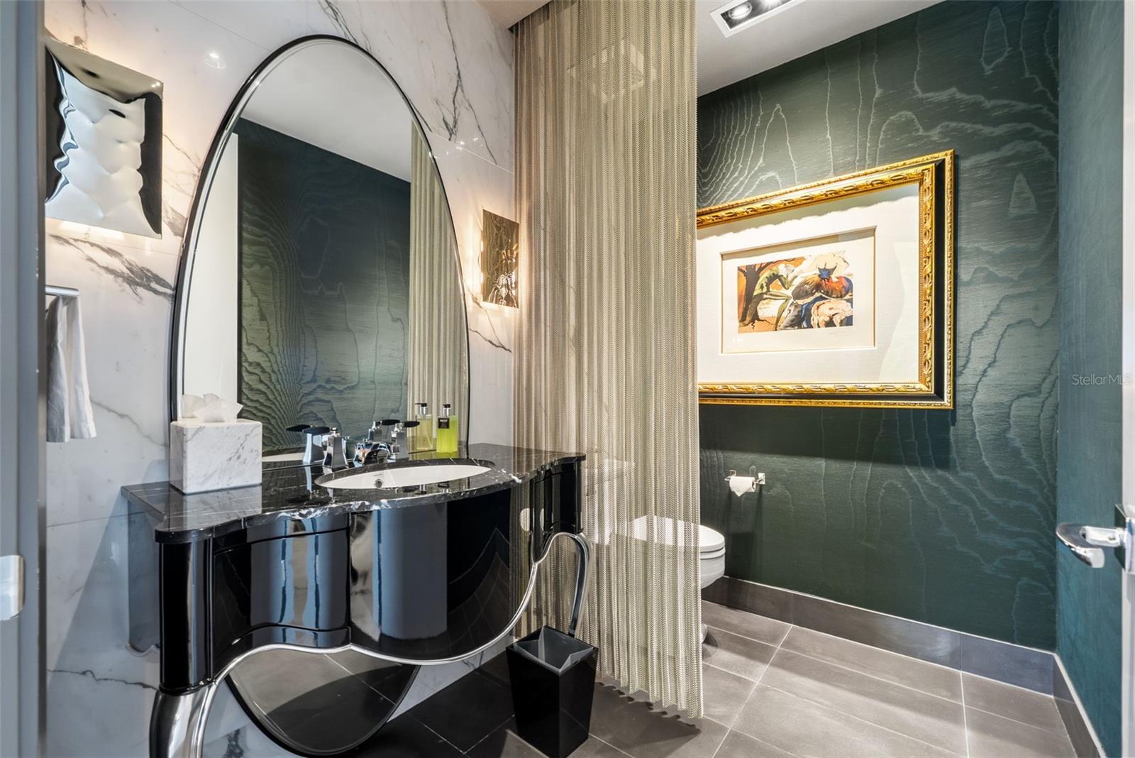 THE SAVOY ON PALM - Residential