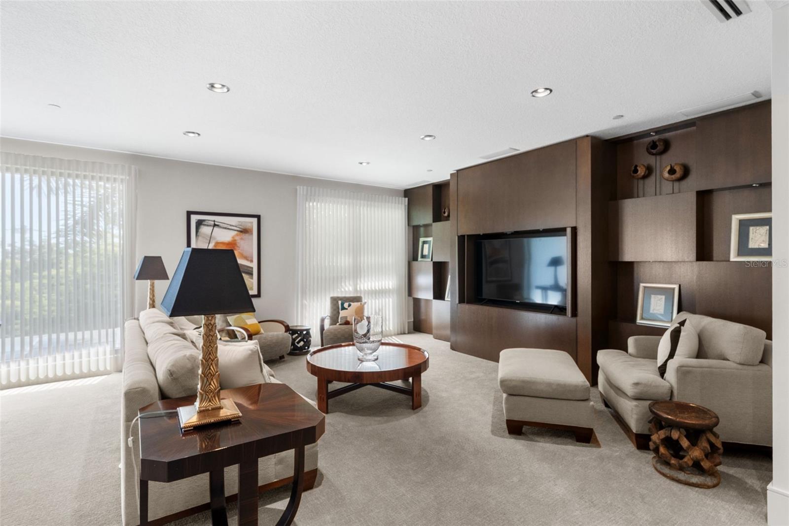 THE SAVOY ON PALM - Residential